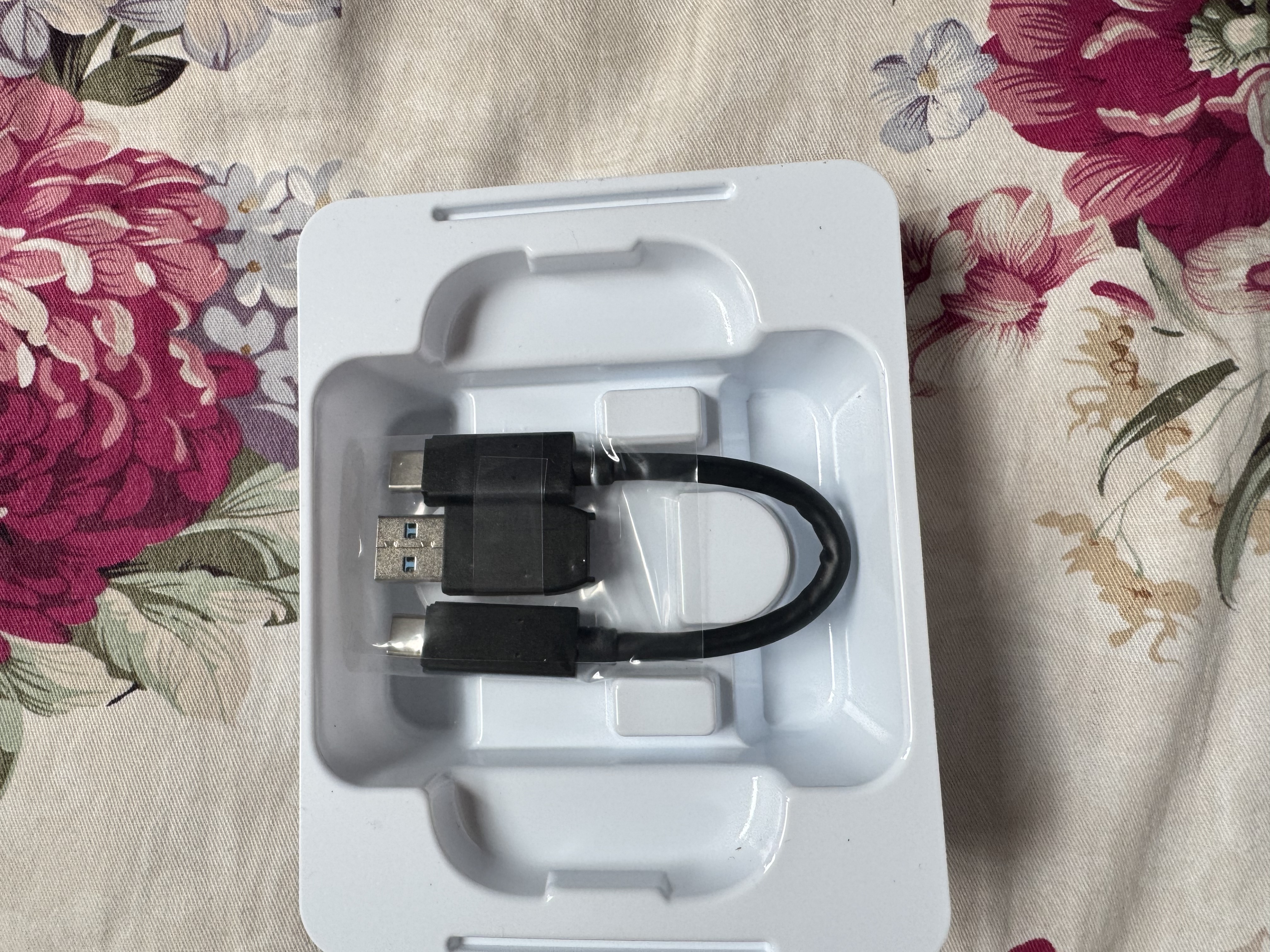 闪迪（SanDisk）4TB Type-c USB3.2 NVMe移动固态硬盘 PSSD E5D京东限定版 1050MB/s 三防保护 手机直连笔记本外接 实拍图