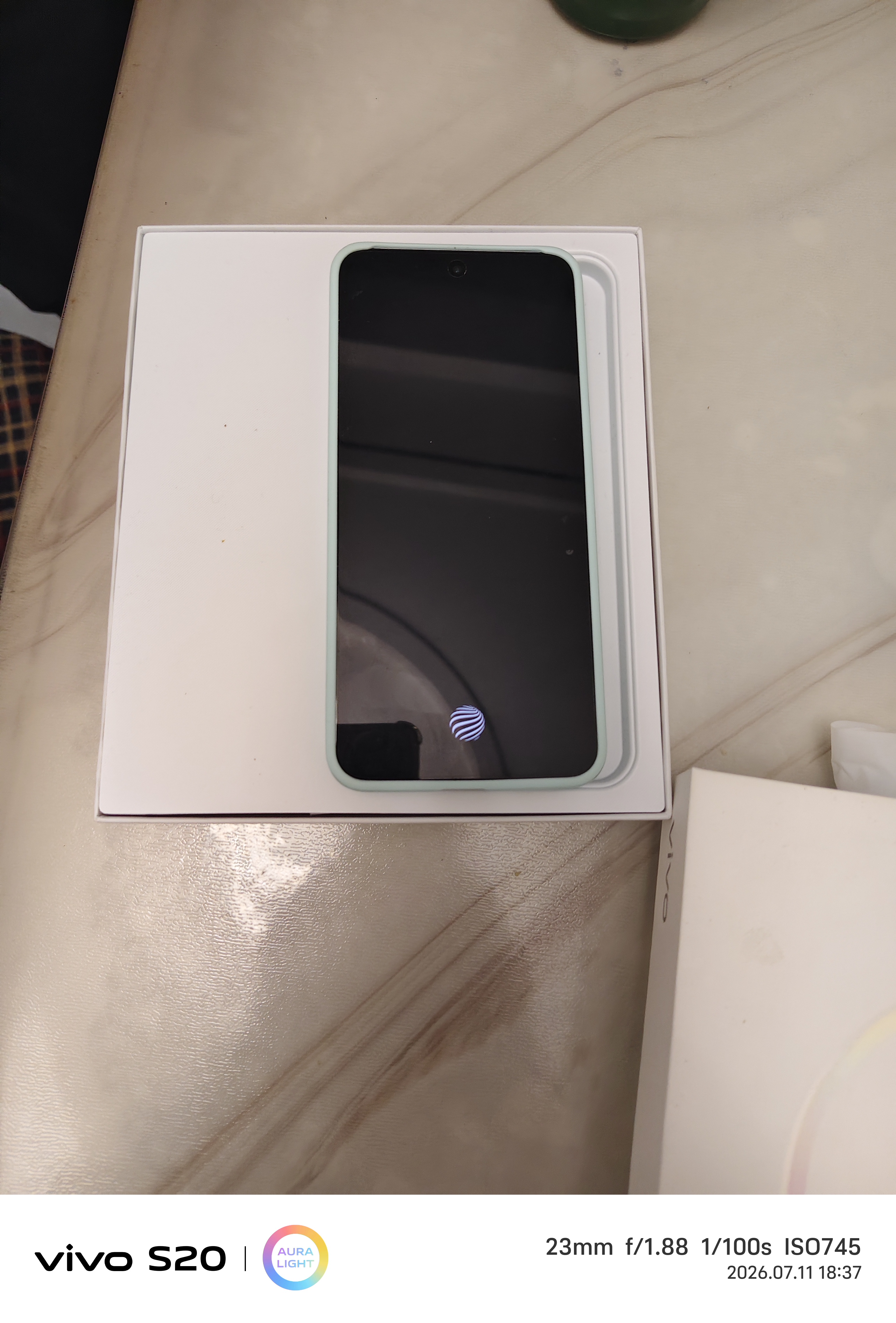 vivo S30 12GB+256GB 薄荷青 国家补贴 多彩轻薄直屏 超级潜望长焦 学生 live图 AI手机 实拍图