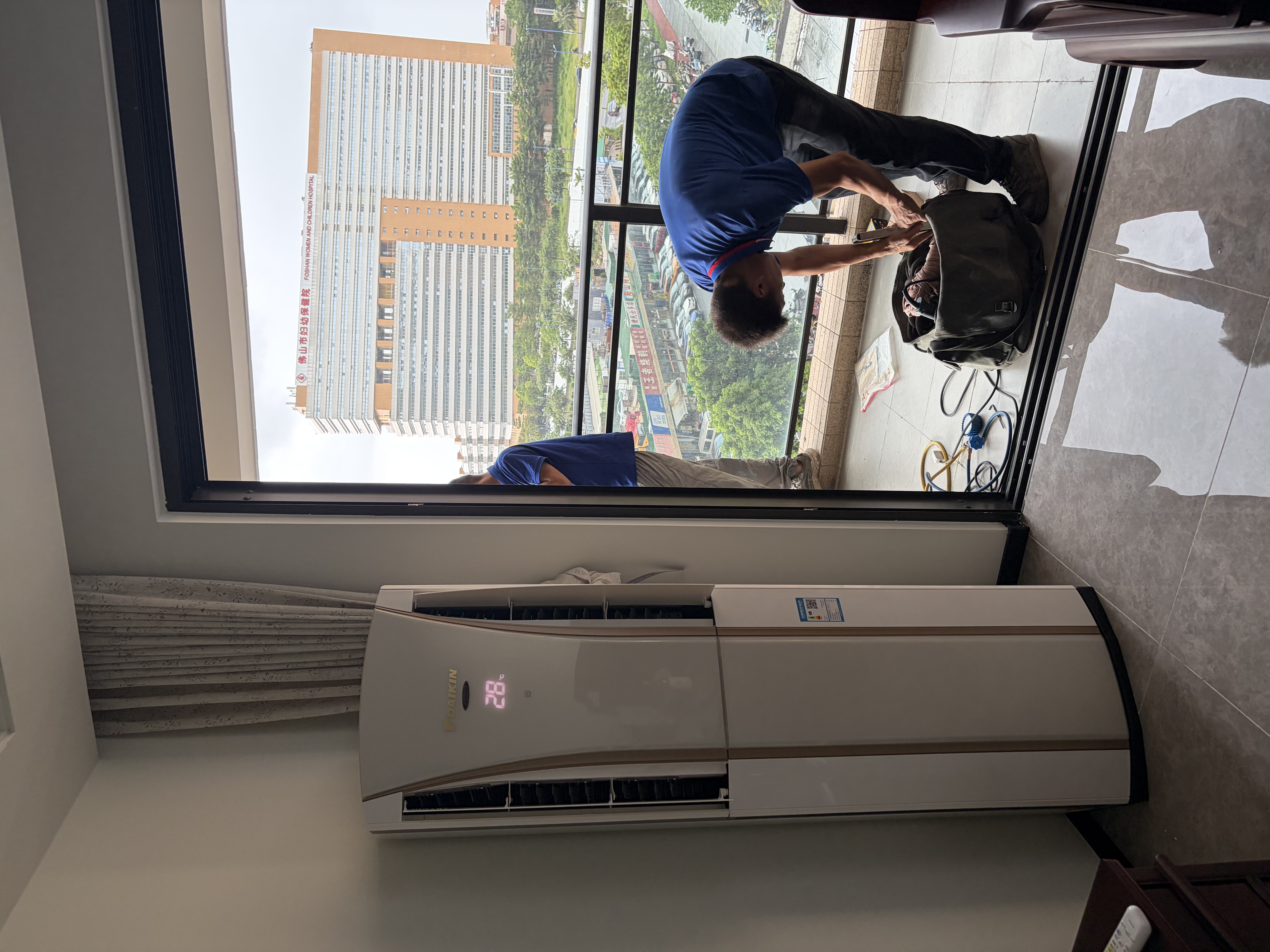 大金（DAIKIN）空调G柜 3匹1级能效 智能触控环绕气流外机双排铜管变频冷暖柜机FVXG172WC-W白色 实拍图