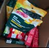 英氏（Engnice）【米饼专区】英氏宝宝零食婴幼儿米饼磨牙饼干辅食外出零食 4阶夹心米饼（蓝莓葡萄味）42g 实拍图