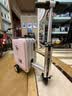 爱尔威（Airwheel）电动行李箱可骑行智能拉杆箱可坐可代步20英寸登机箱 豪华版一粉 实拍图
