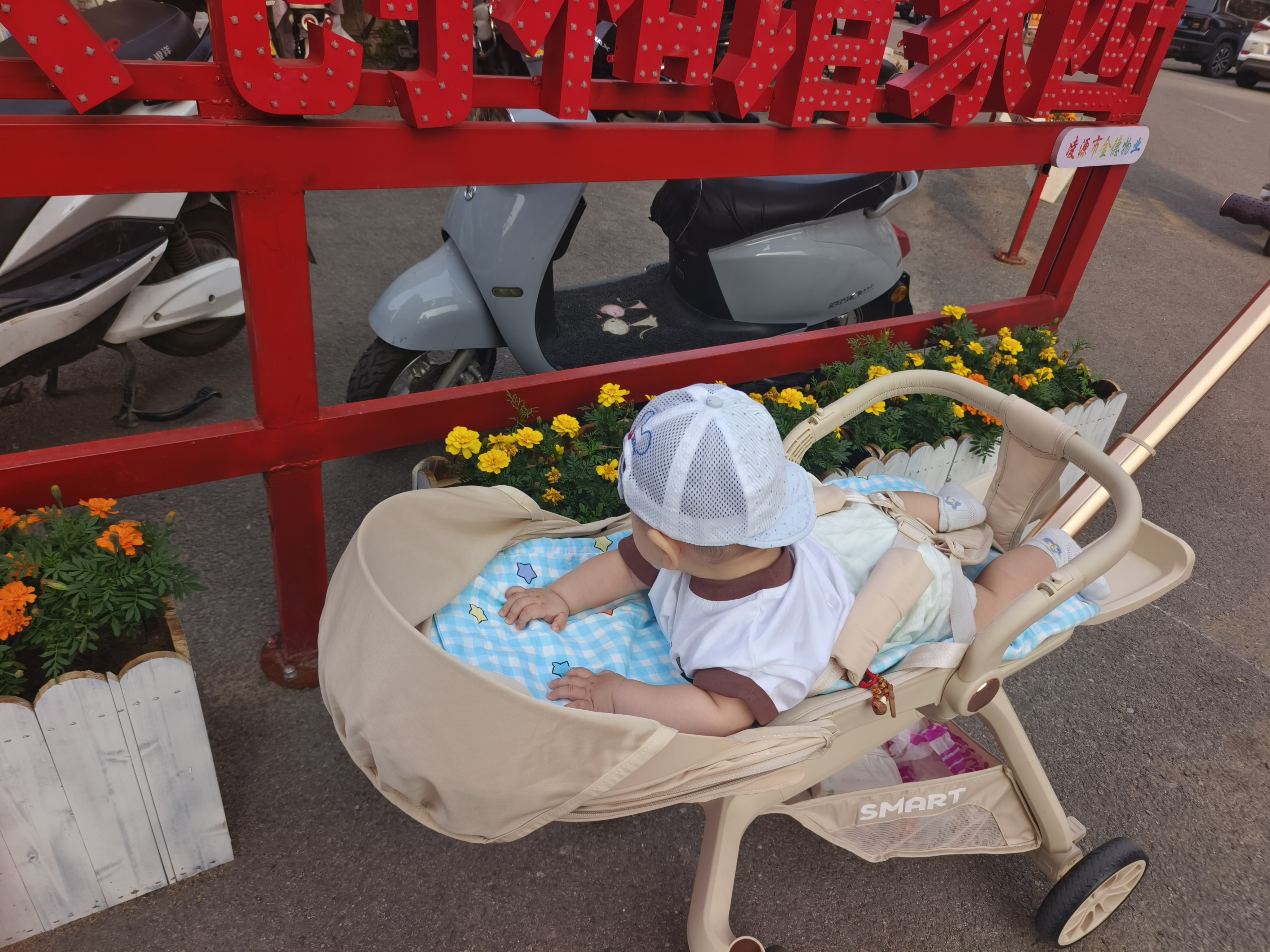 思漫特遛娃神器婴儿推车可坐可躺轻便折叠双向高景观0-6岁用宝宝溜娃车 香槟金(铝合金车架+3D舒适透气) 实拍图