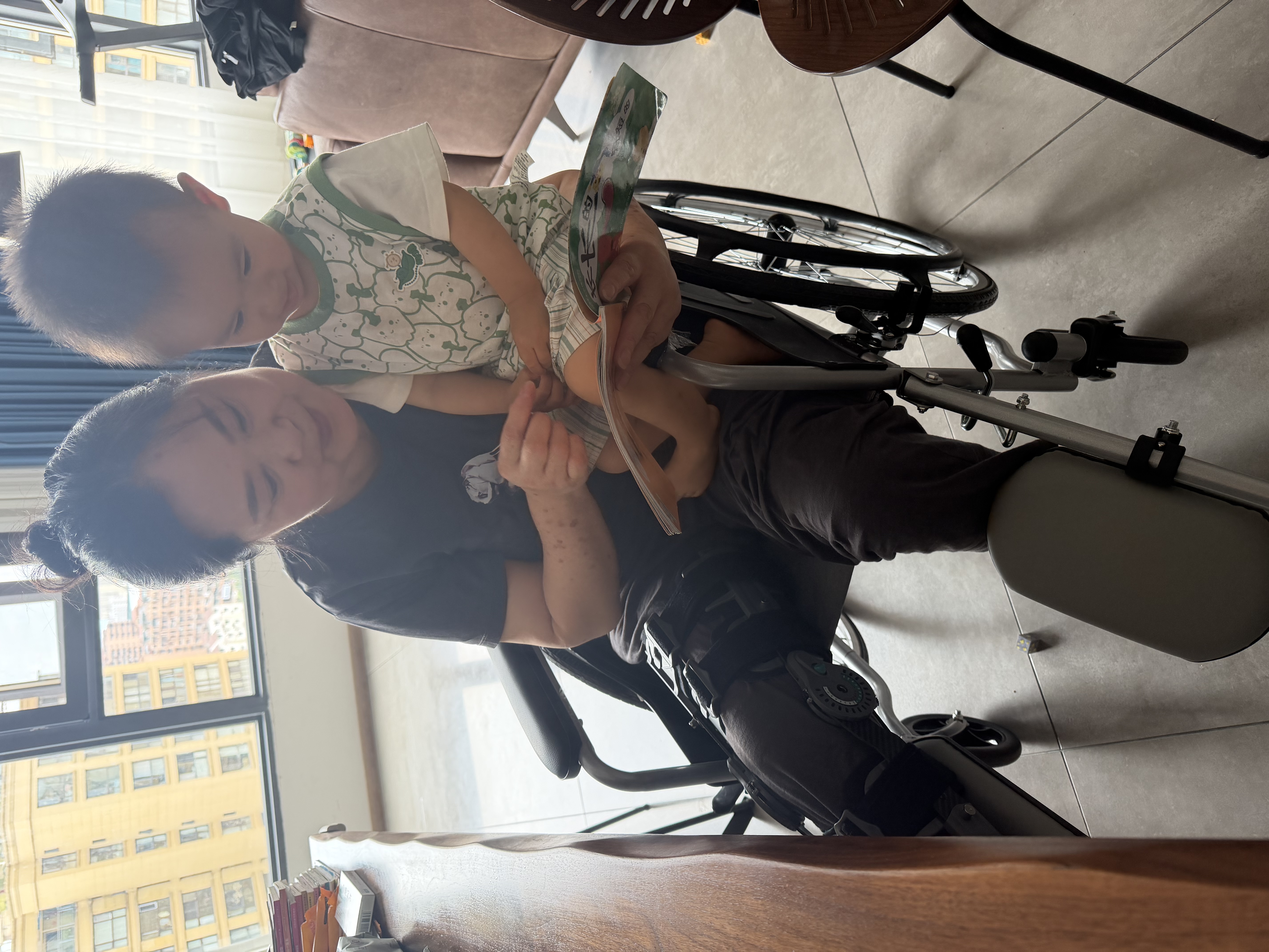 麦德威（medwe）医用膝关节固定支具碳纤维膝盖支架腿部骨折韧带术后护具MD177-14 实拍图