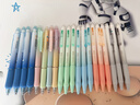 得力（deli）【热门商品】矫姿按动可擦中性笔0.5mm子弹头(可擦晶蓝)12支/盒A667 实拍图