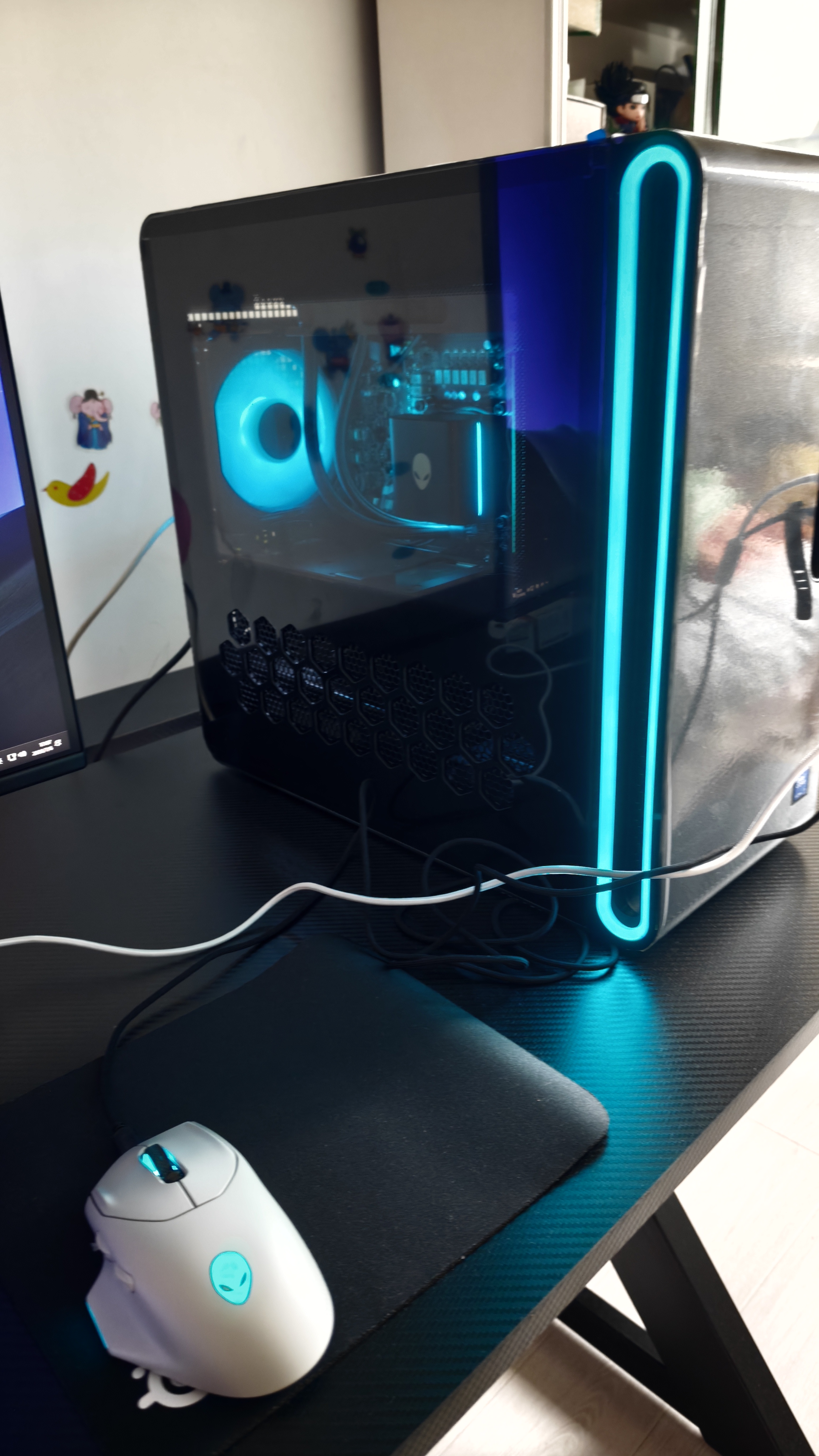 外星人台式机 星舰R17 高端电竞 游戏台式电脑 (Ultra7 16G 1T RTX5060)水冷 黑神话 Ai设计图站OpenClaw 实拍图