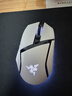 雷蛇（Razer）巴塞利斯蛇V3专业版无线鼠标  人体工学设计 RGB幻彩灯效鼠标 吃鸡/LOL/CS GO游戏 白色 实拍图