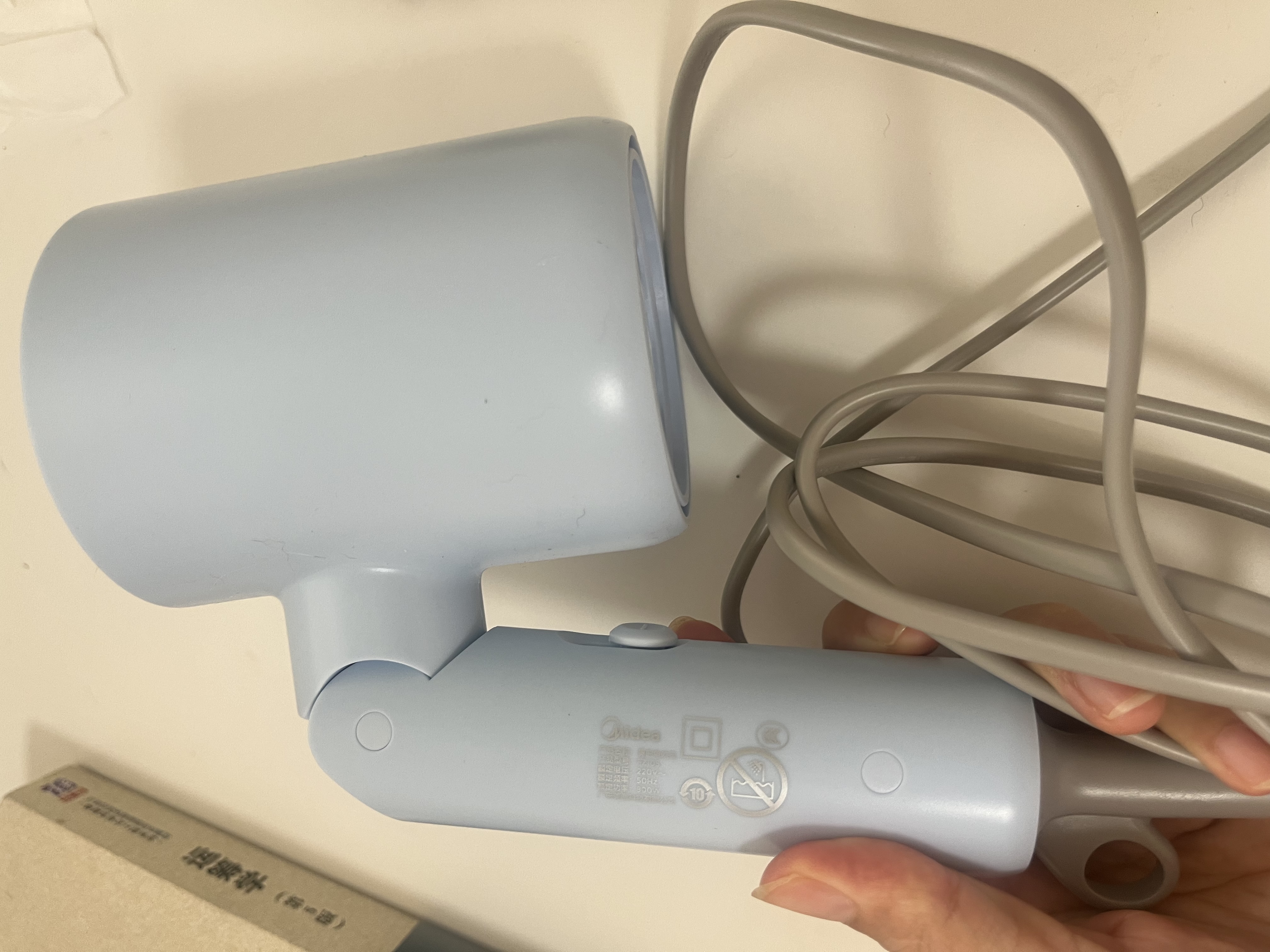 美的（Midea）1亿负离子护发电吹风 学生宿舍吹风筒 折叠便携吹风机FZ105蓝 800W宿舍可用 节日礼物 实拍图