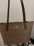 蔻驰（COACH）【品牌直供】女士FIONA中号拉链托特包棕黄色CBT18礼物 实拍图