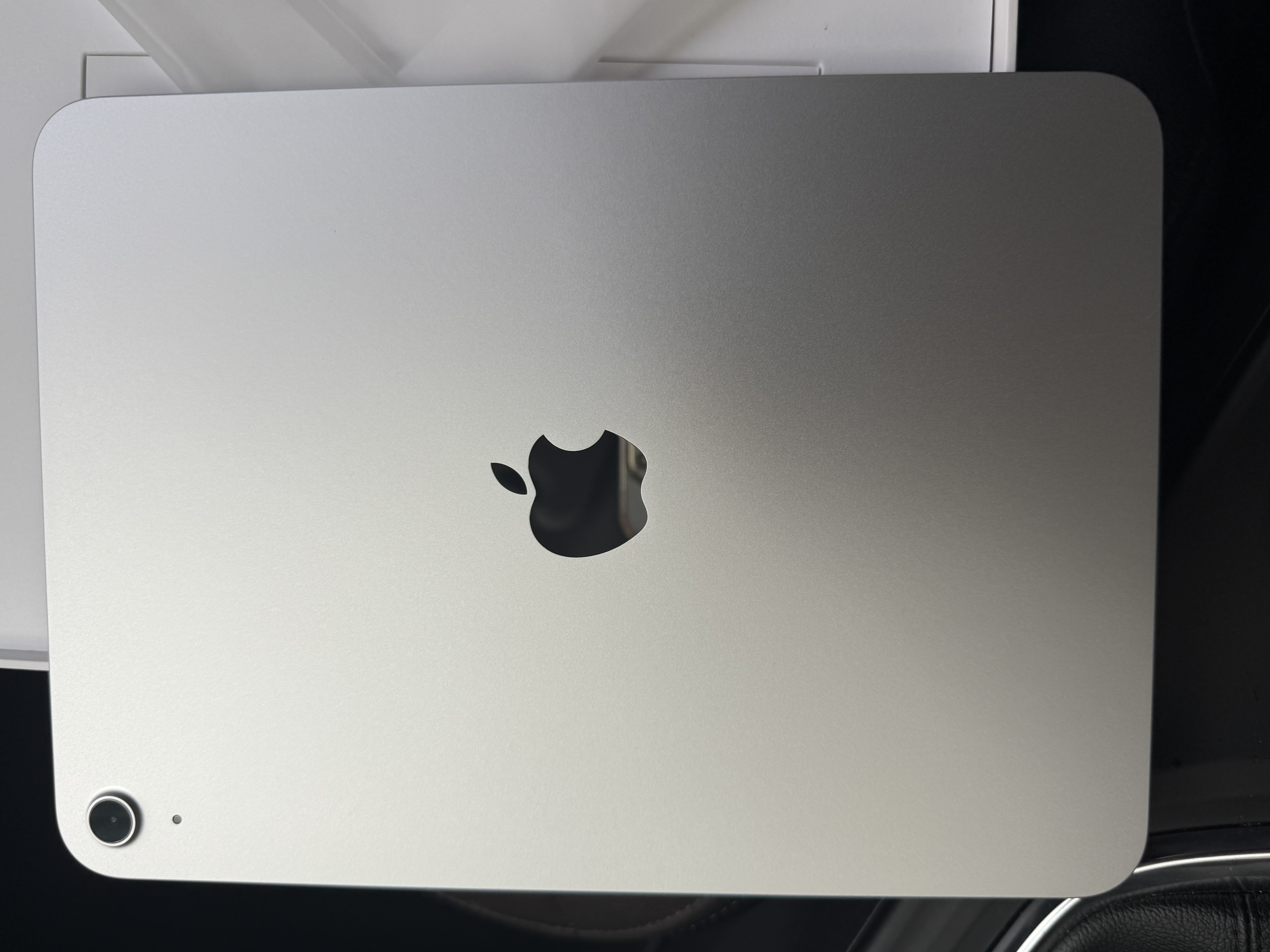 Apple/苹果【教育优惠】iPad 11英寸 A16芯片2025年款 平板电脑 (256GB WLAN版/学习办公娱乐)银色 实拍图