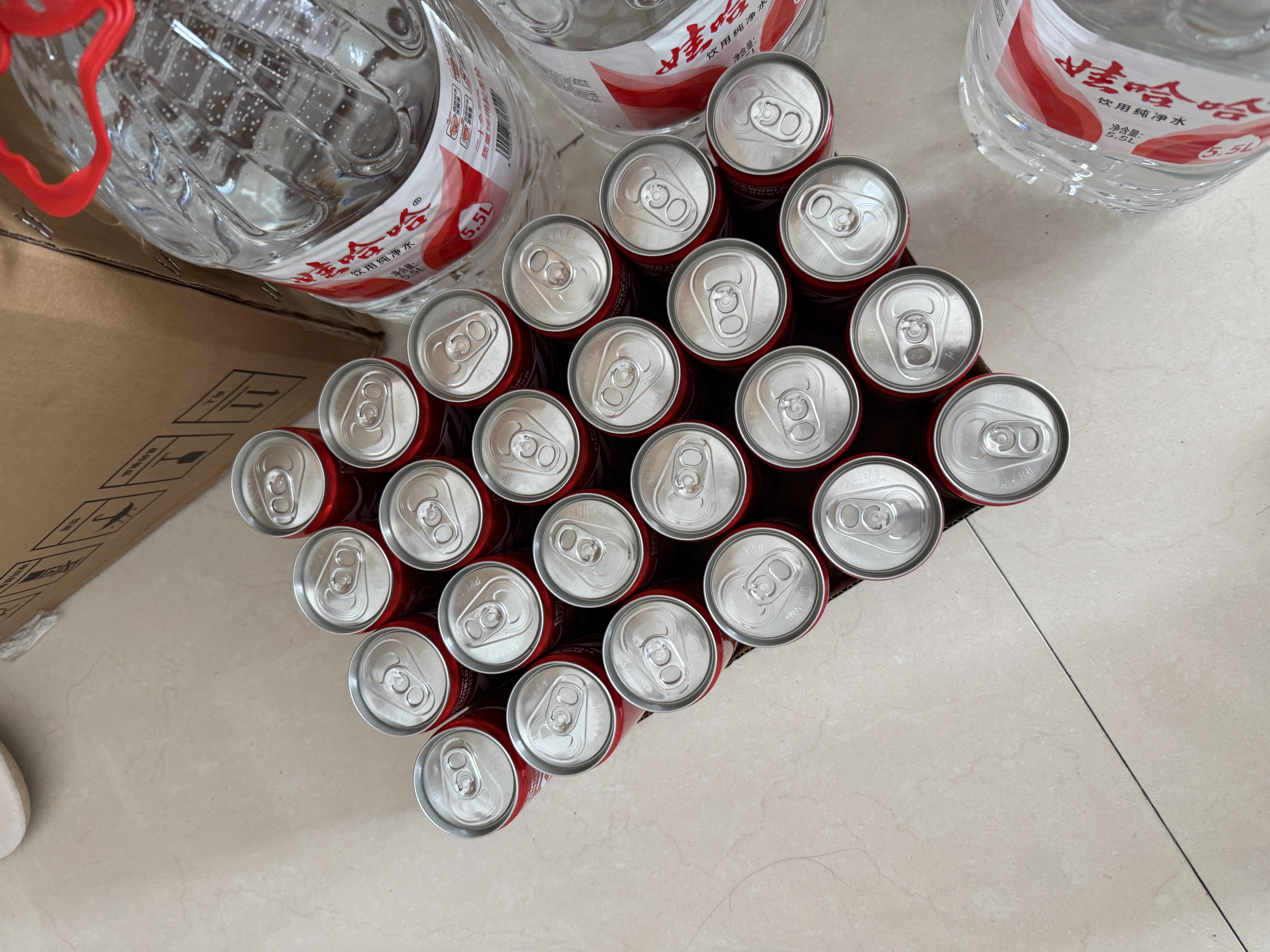 可口可乐（Coca-Cola）碳酸饮料 330ml*24摩登罐 FIFA世界杯主题罐新老包装随机发货 实拍图