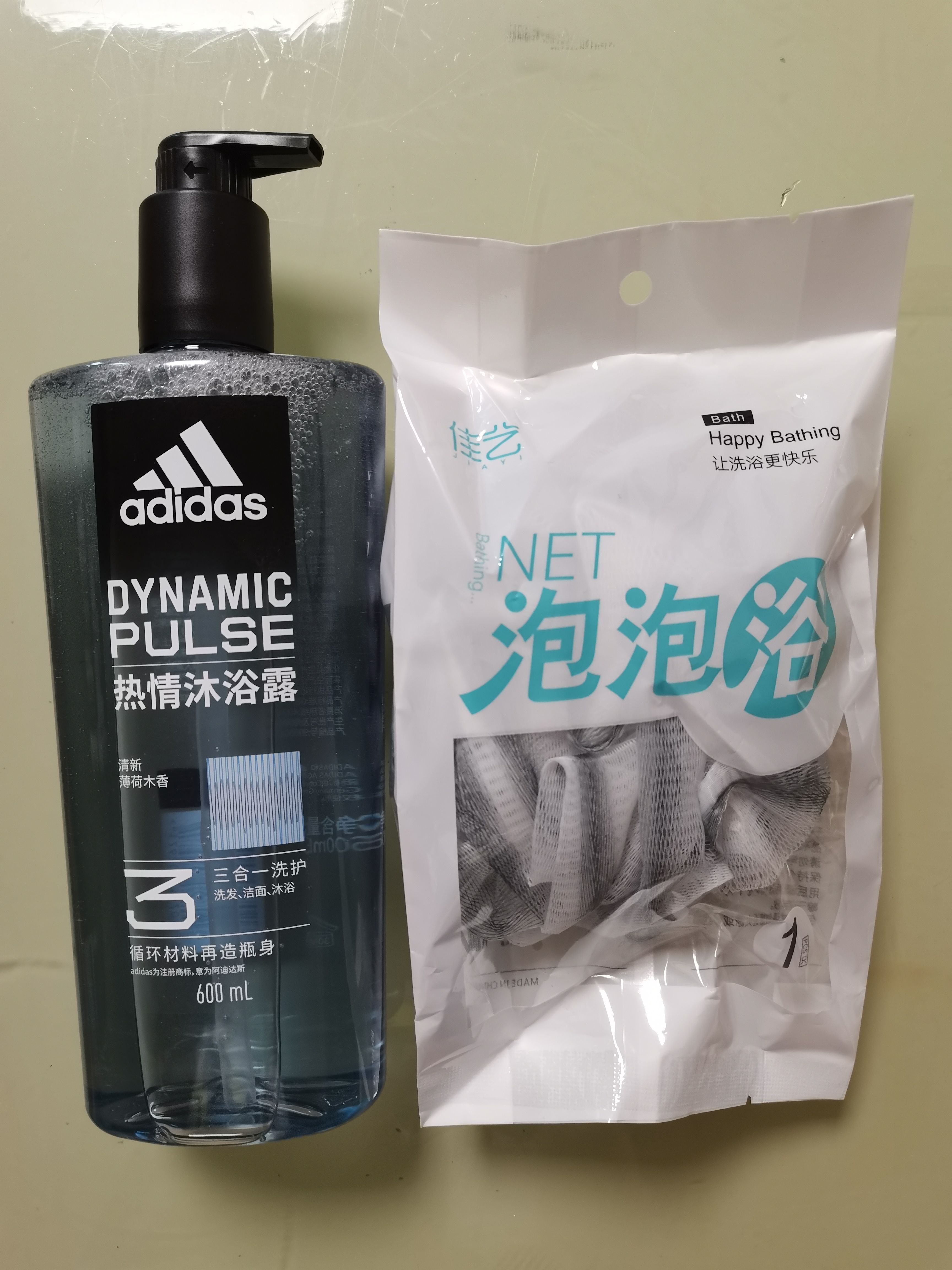 阿迪达斯（adidas）沐浴露男士专用洗发洁面三合一热情600ml薄荷香游泳除氯持久留香 实拍图