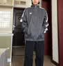 adidas复古风休闲梭织立领夹克外套男女秋季阿迪达斯官方三叶草   深灰   XL 实拍图