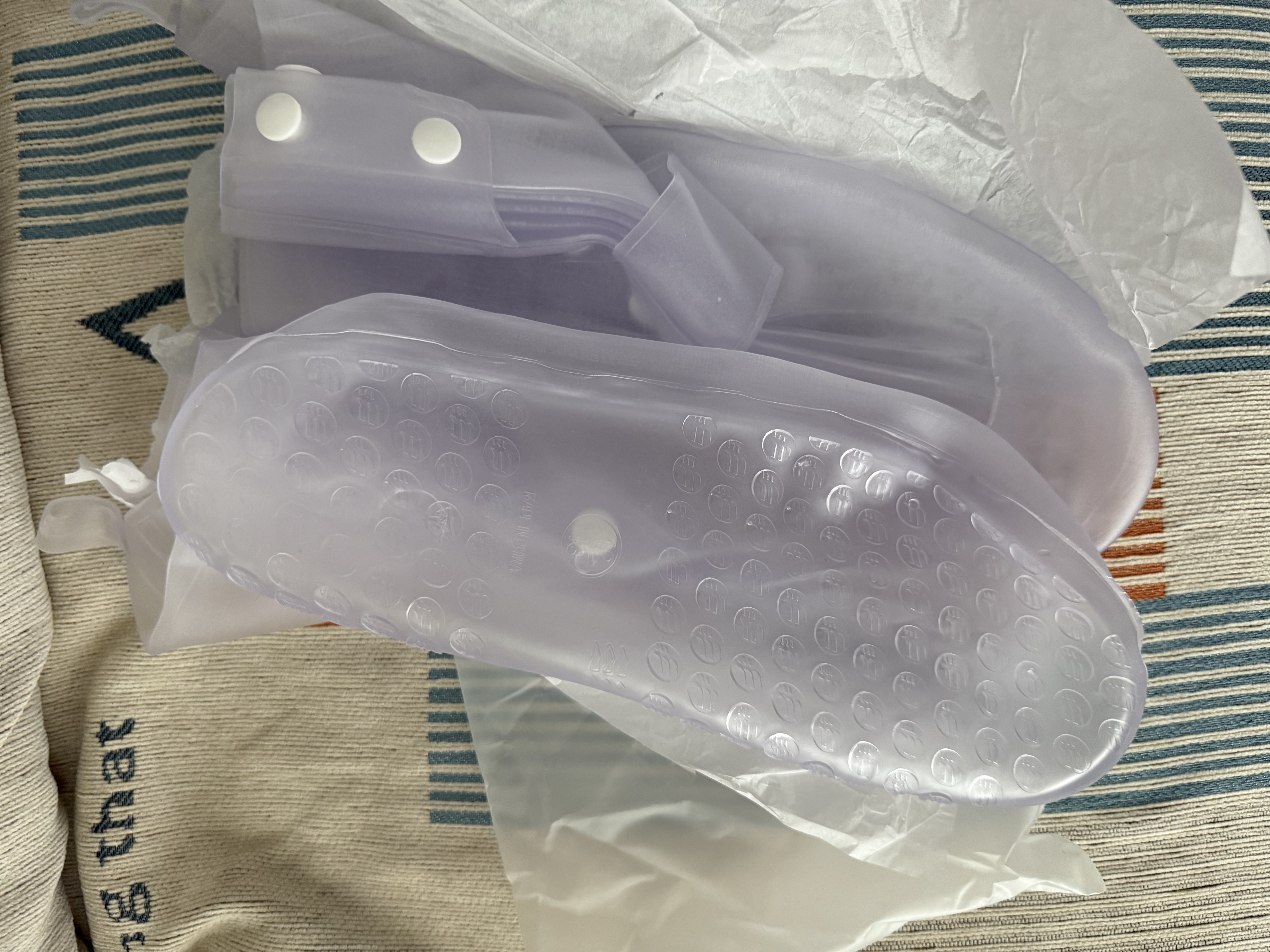 四万公里鞋套防水防滑雨鞋男女水鞋下雨天防雨加厚耐磨雨靴外穿硅胶雨鞋套 实拍图