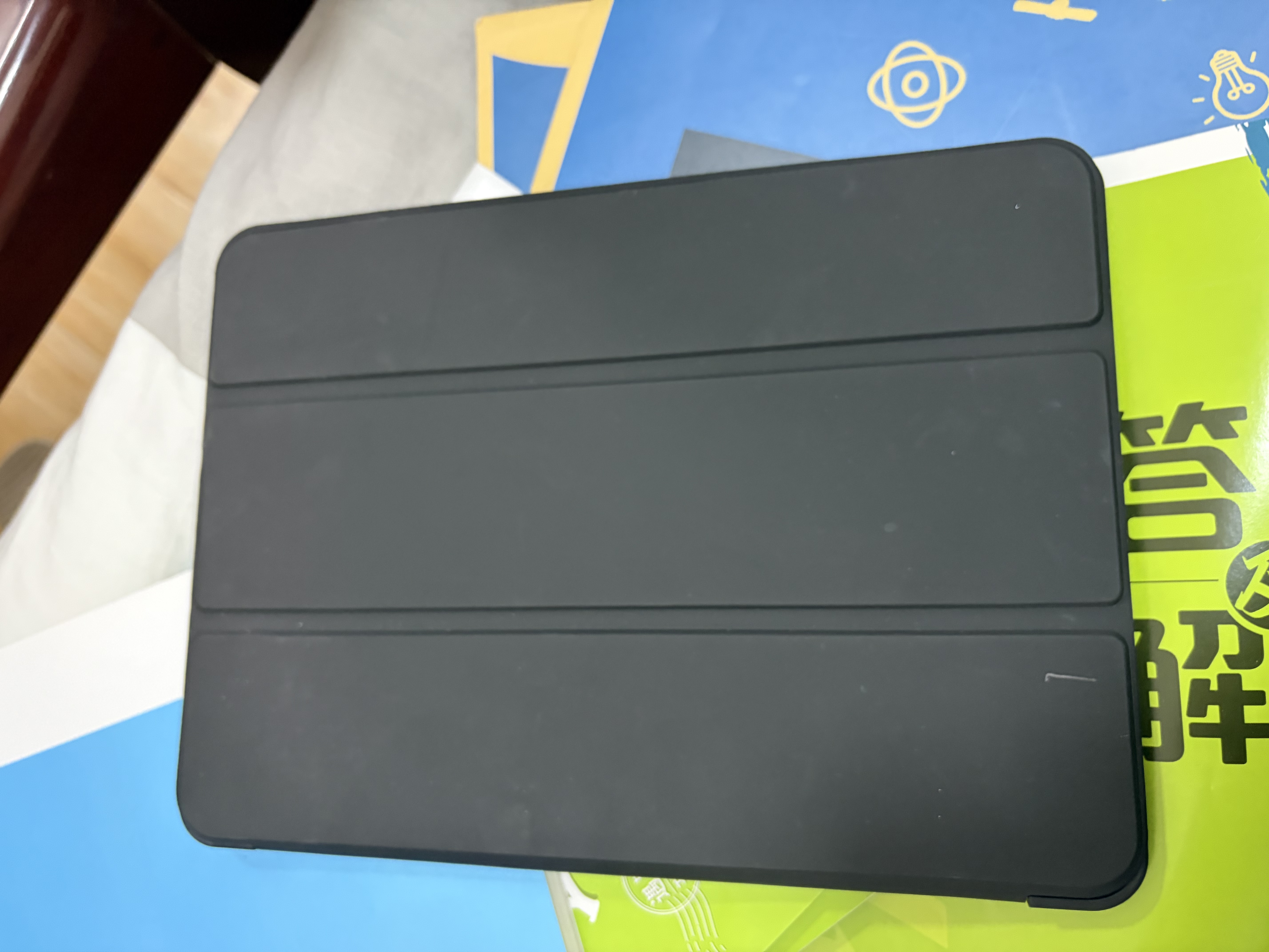 ALittleFlower适用苹果iPad air5保护壳套22/20款10.9英寸ipad air4保护壳苹果平板三折电脑防弯防摔磨砂石墨黑 实拍图