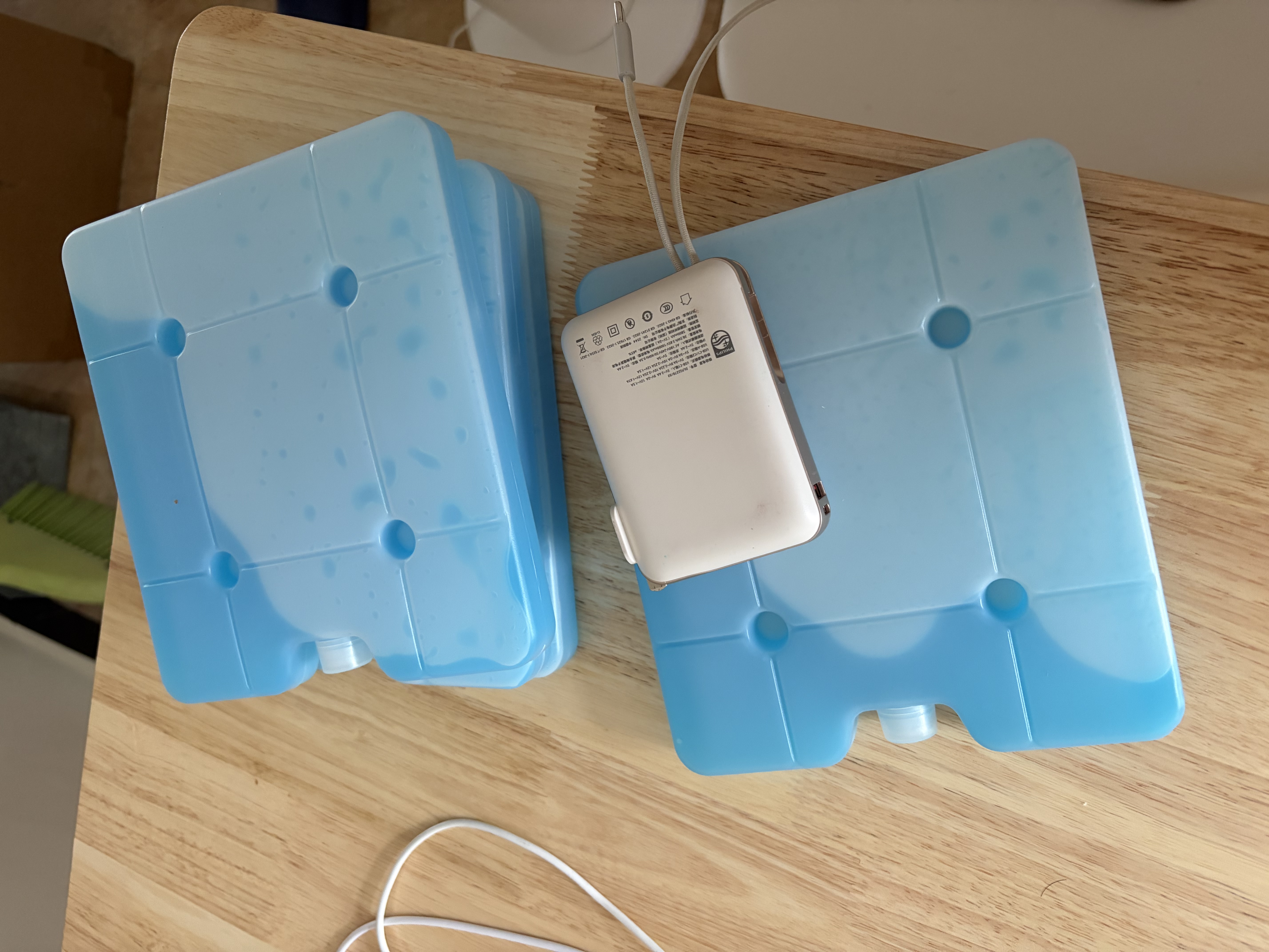耐森驰冰晶盒 空调扇制冷冰盒冰板冰砖蓝冰商用钓鱼降温保温箱运输自制冰块免注水400ml  4只装 实拍图