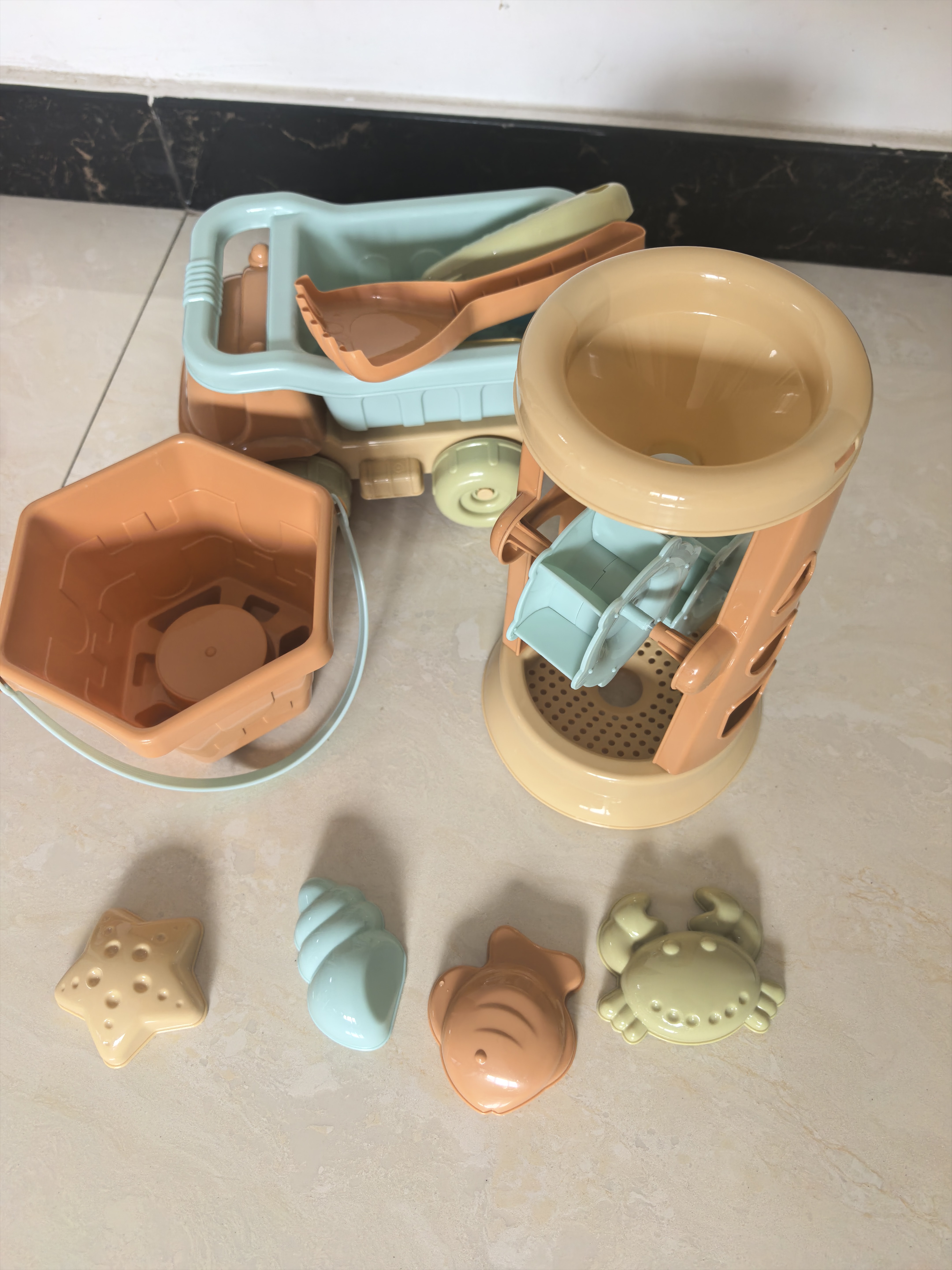 迪漫奇儿童沙滩玩具铲沙挖沙工具9件套宝宝玩沙戏水玩具沙滩车生日礼物 实拍图