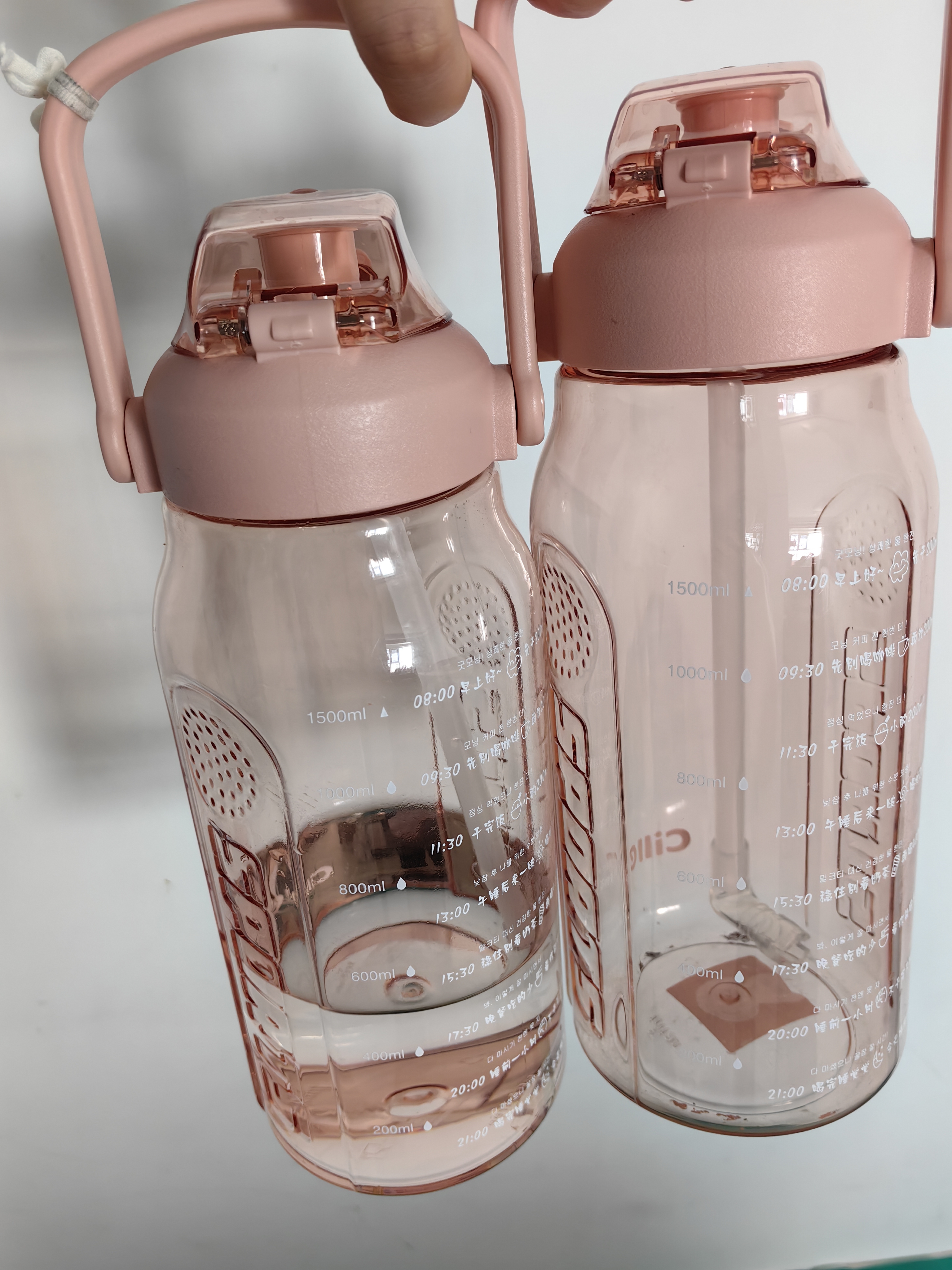 希乐（cille）儿童水杯大容量运动吸管杯男女夏季网红吸管杯tritan1.5L莲花红 实拍图