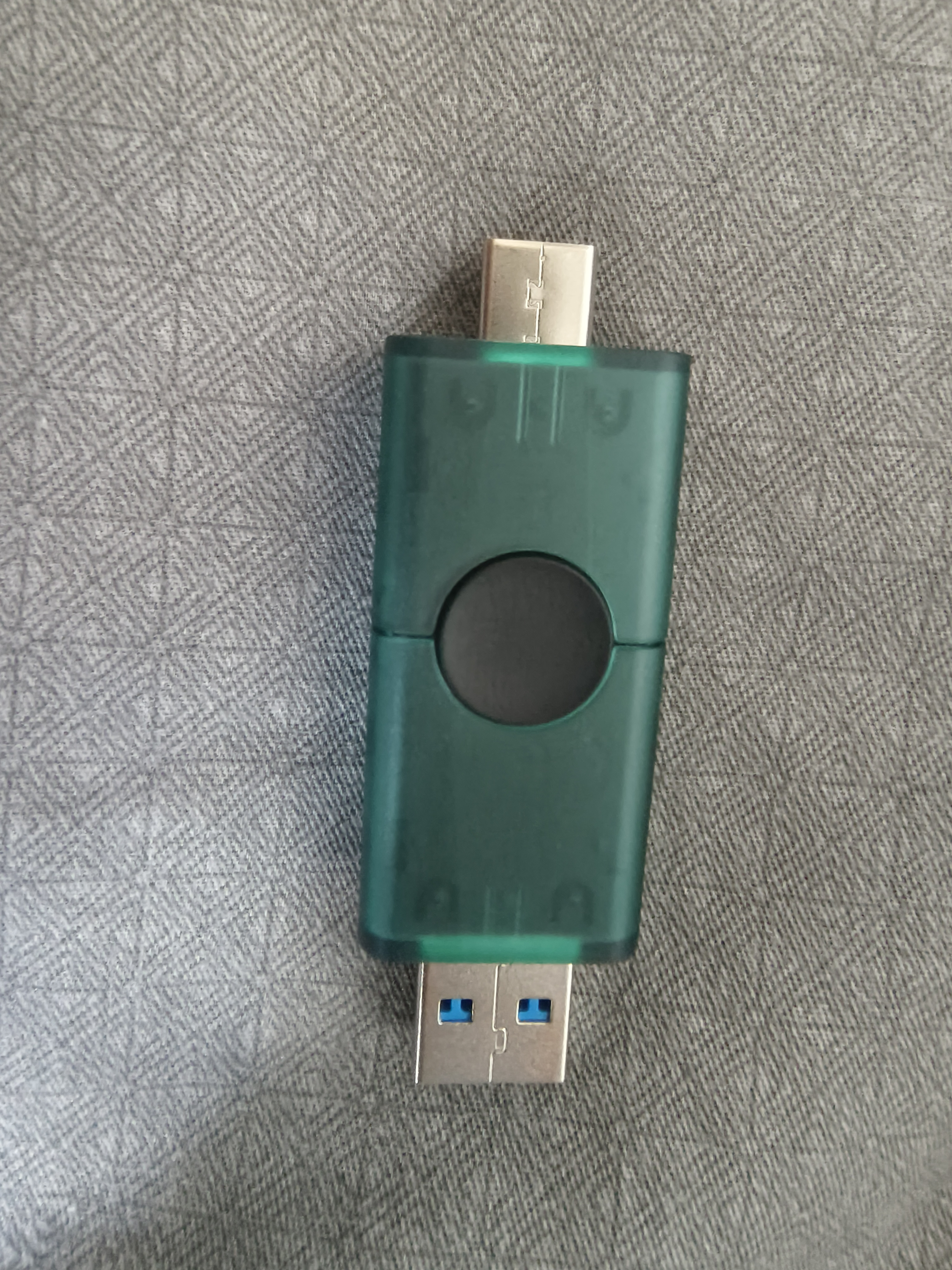 金士顿（Kingston）128GB Type-C USB3.2 双接口U盘 DTDEG2 大容量办公车载优盘 适用于安卓苹果手机电脑 实拍图