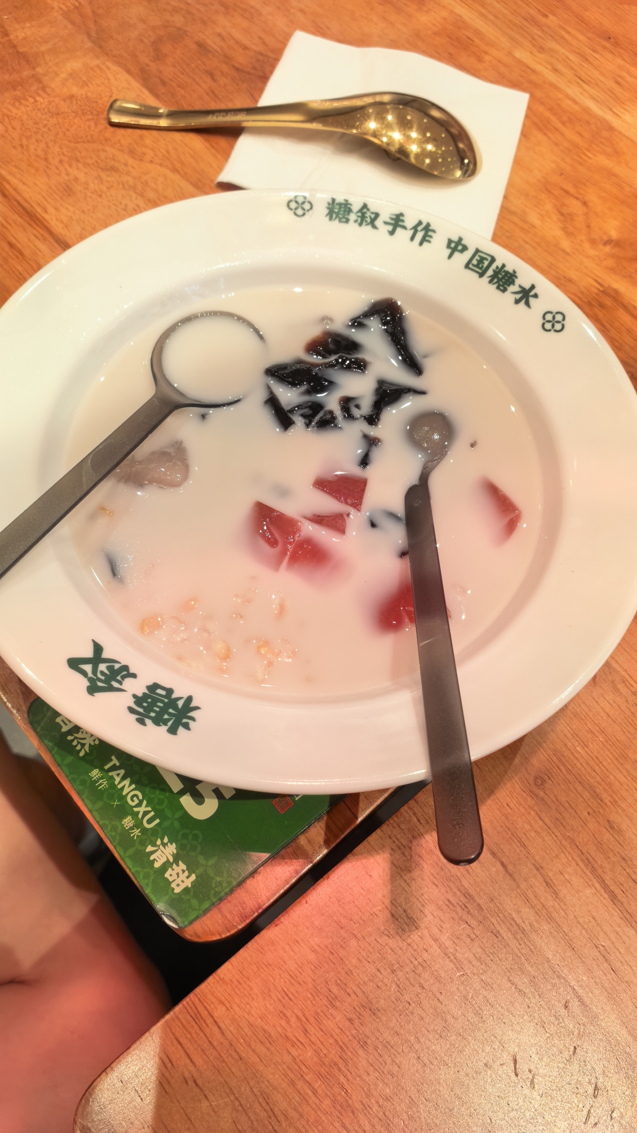 特步板鞋男鞋运动鞋夏季空军一号百搭小白鞋透气耐磨防滑黑色休闲鞋女 特步白【女款透气网孔】 40 脚长男25cm女25.5cm( 新法码40.5) 实拍图