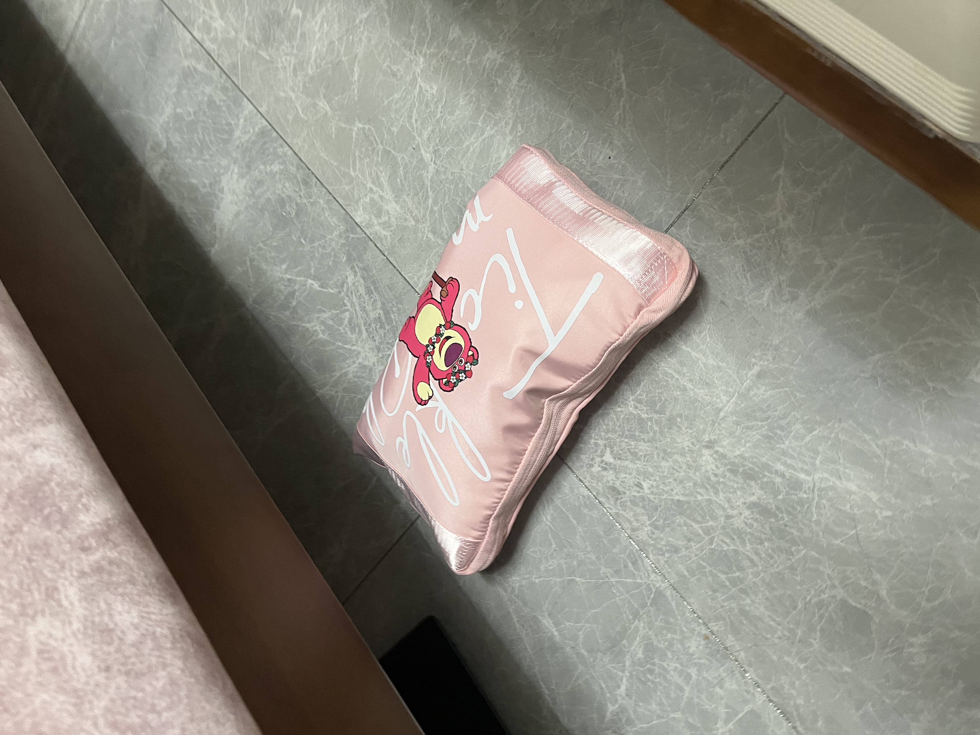 麦斯卡迪士尼旅行包大容量健身包干湿分离游泳包短途扩容行李袋四代粉色 实拍图