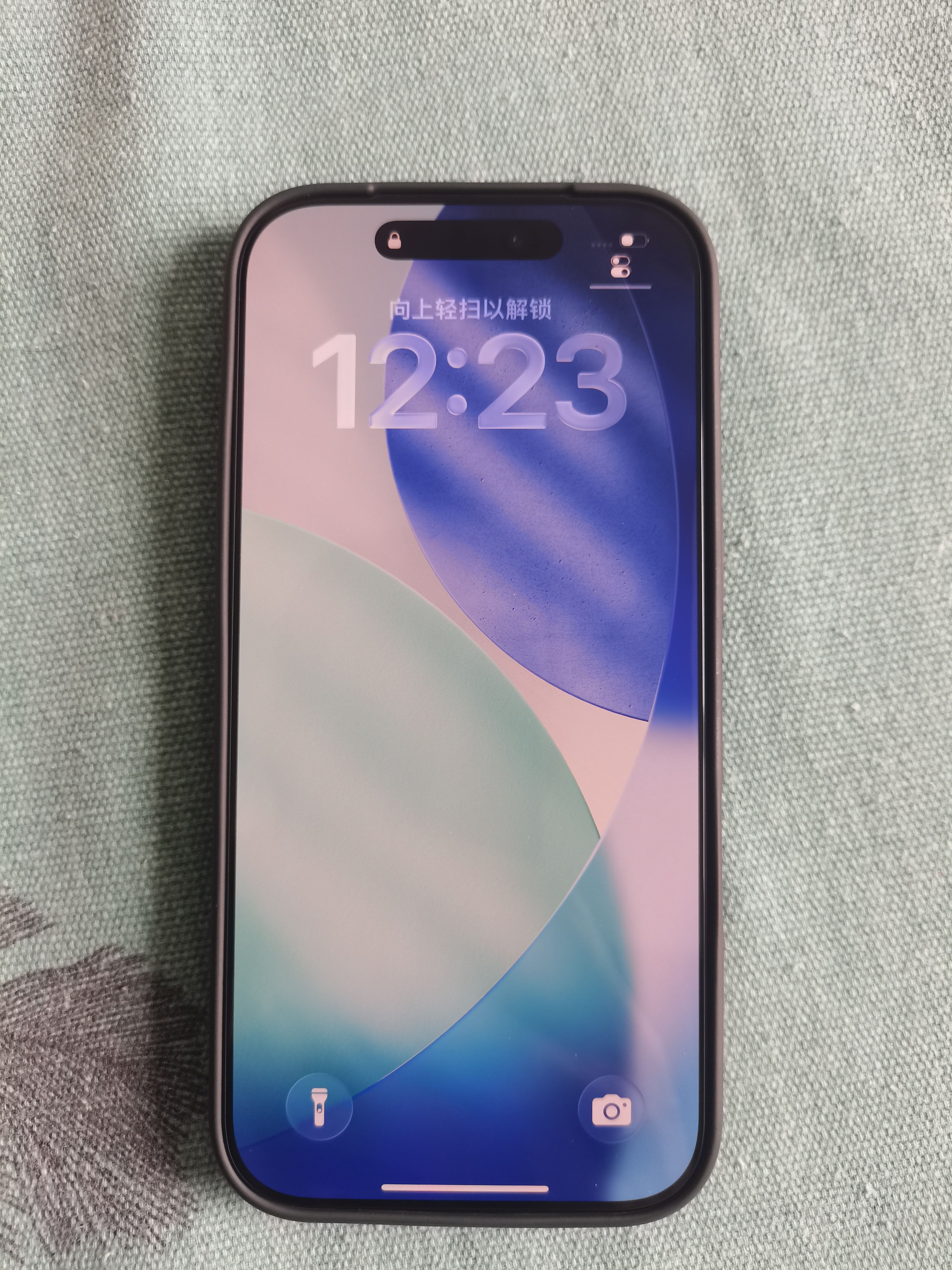 Apple/苹果 iPhone 17 Pro 256GB 深蓝色 支持移动联通电信5G 双卡双待手机 实拍图