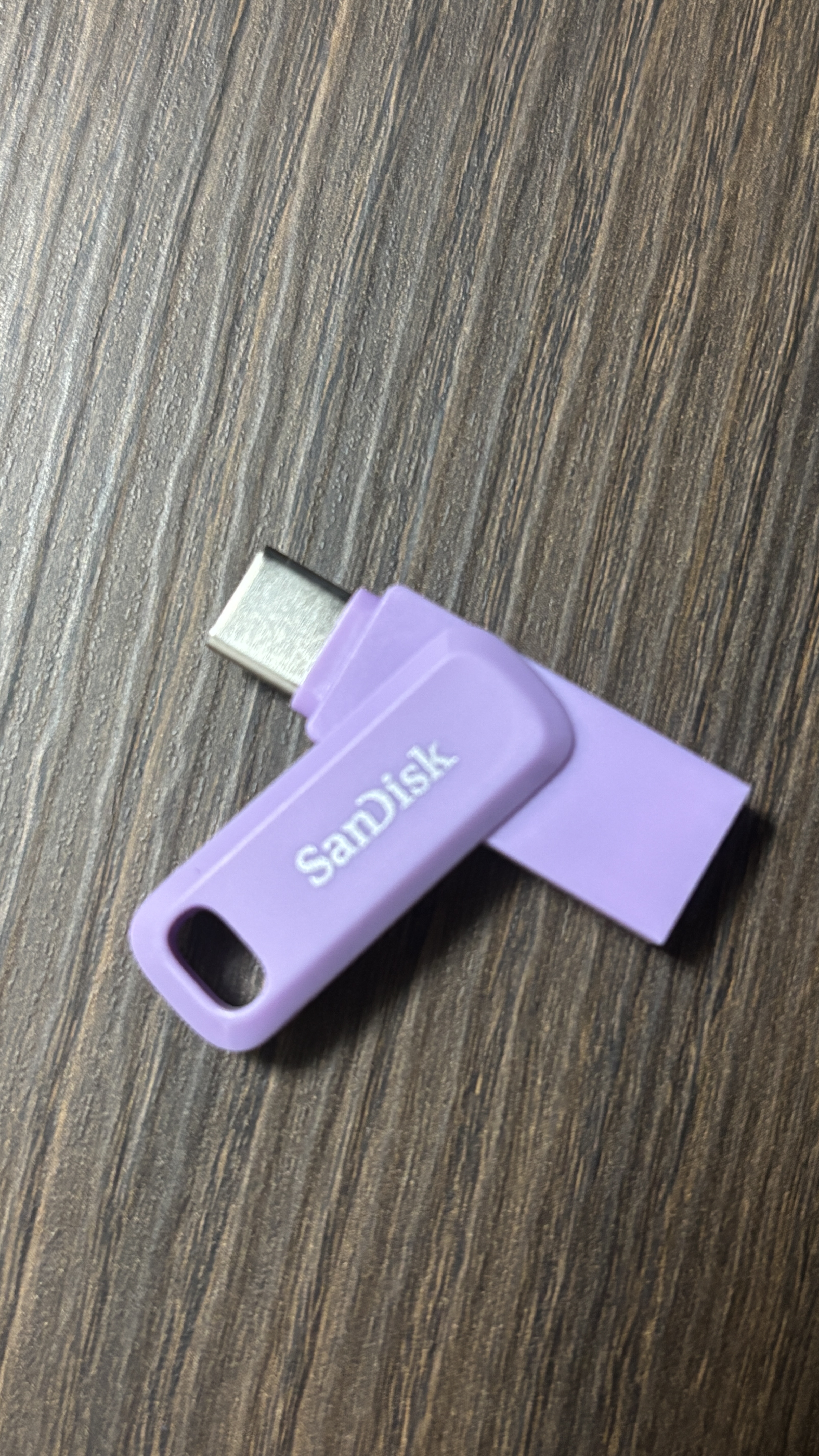 闪迪（SanDisk）256GB Type-C USB3.2 手机U盘DDC3紫色 读速高达400MB/s 自动备份 手机电脑两用 双接口大容量优盘 实拍图