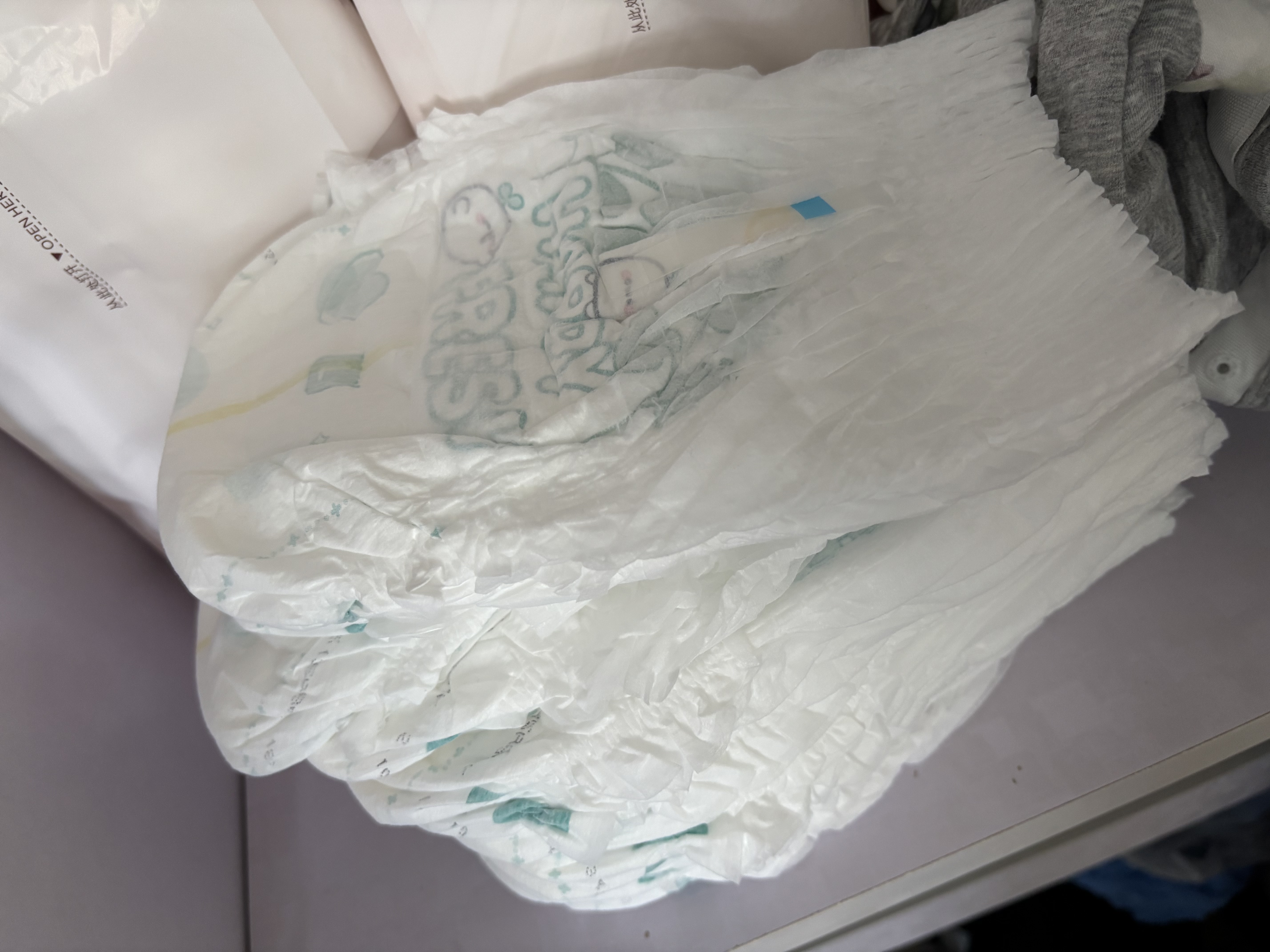 帮宝适（Pampers）清新透气清新帮婴童尿不湿 M50片【清新帮拉拉裤】 实拍图