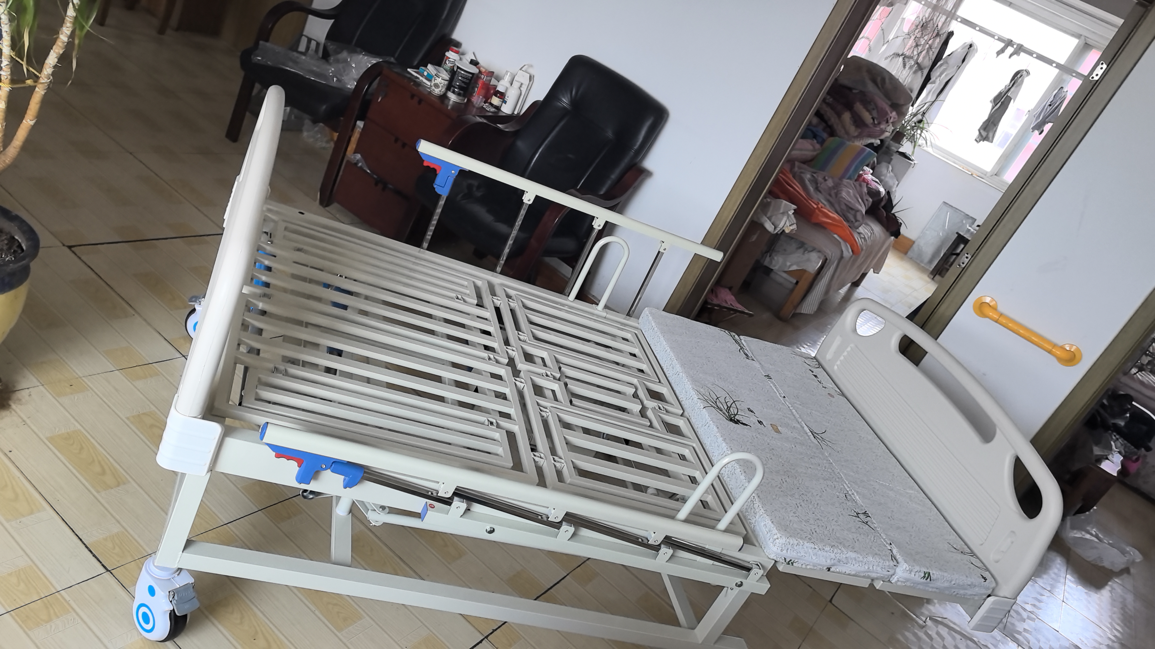 塞伦盖蒂护理床老人家用多功能医疗医用病床医院瘫痪病人专用可自大小便A1 【1.1米加宽全曲+气垫】 实拍图