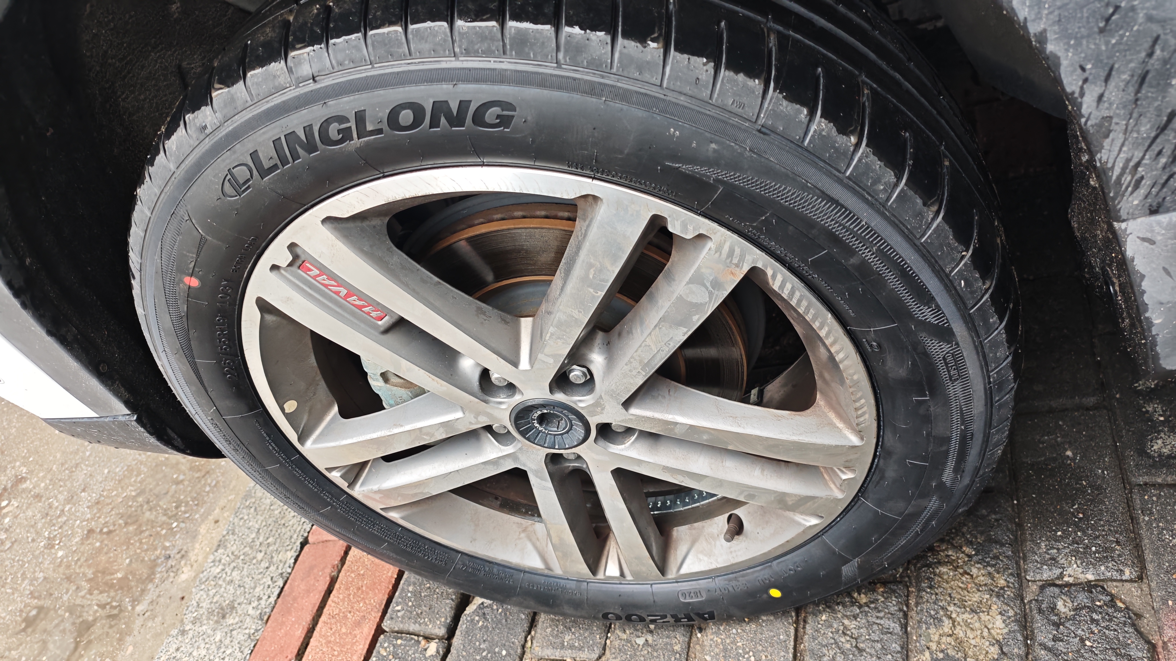玲珑轮胎汽车轮胎225/55R19 103Y XL臻选AR200 适配CS75/UNIT/哈弗F7 实拍图