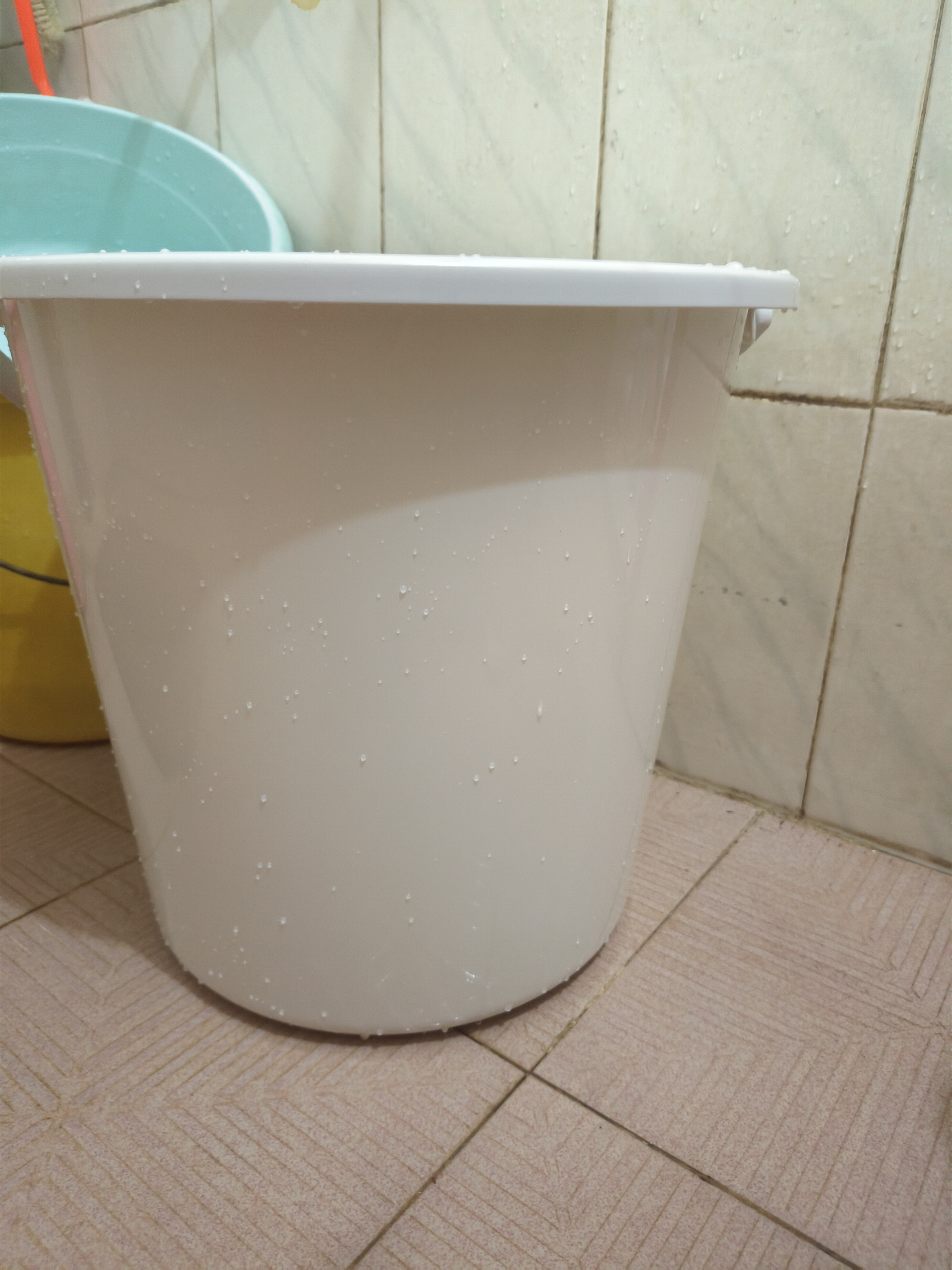 本迪特大号水桶30L单个装加厚手提洗车储水桶宿舍洗衣桶拖把桶泡脚桶 实拍图