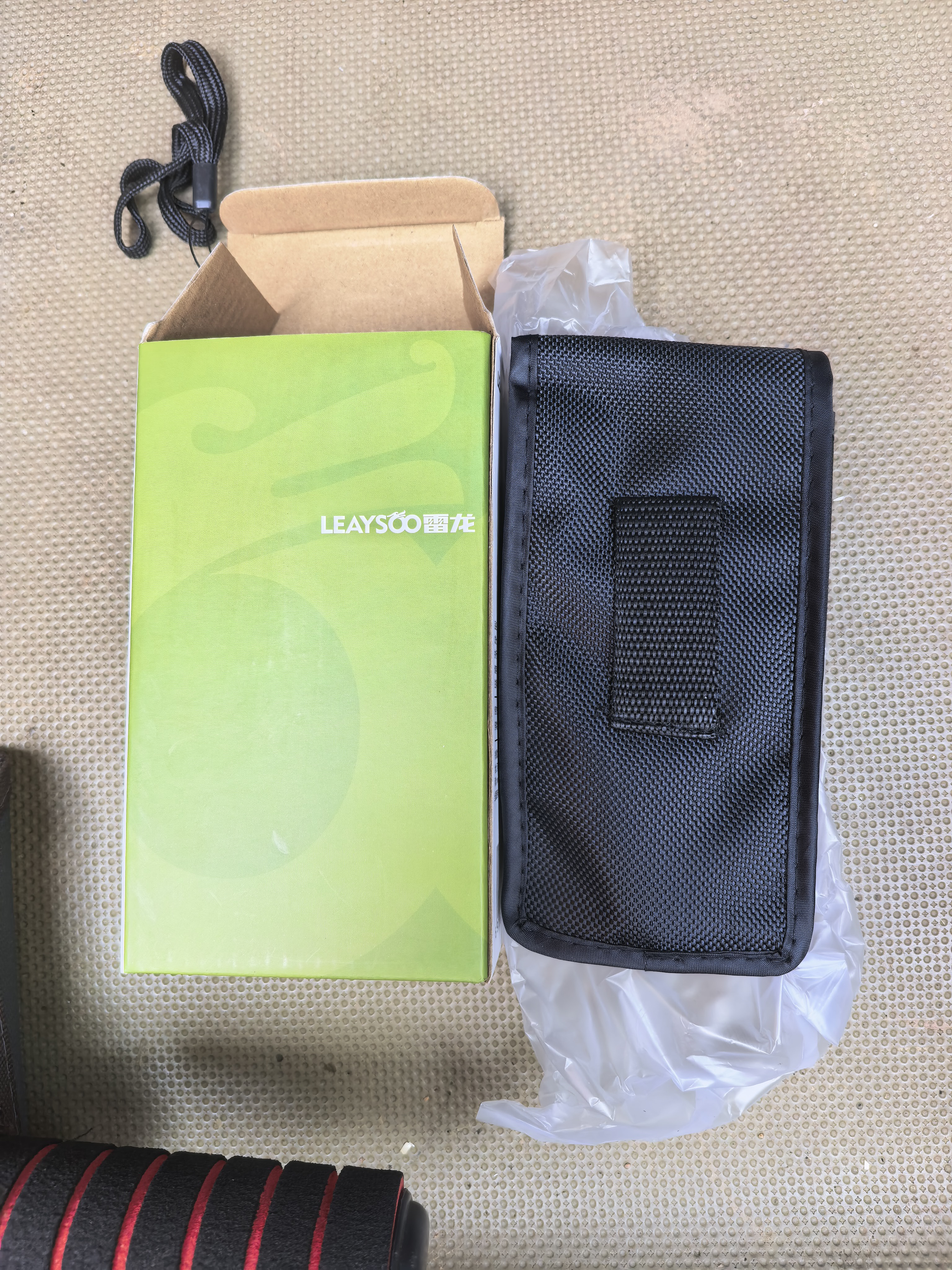 雷龙奇见10X42高清高倍专业级便携微光可视户外演唱会单筒手机望远镜 实拍图
