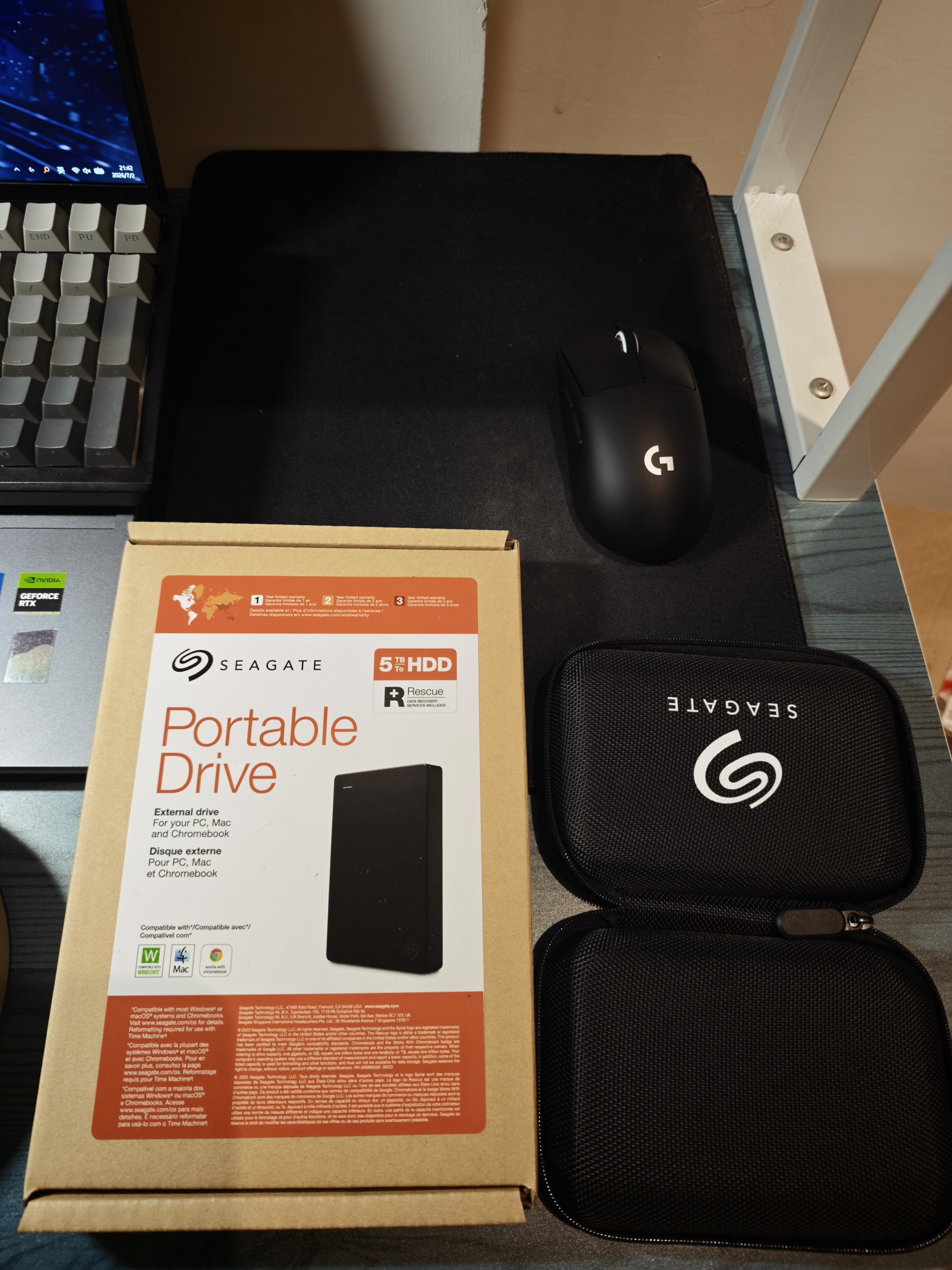 希捷（SEAGATE） 移动硬盘 简系列套装版 USB3.0 2.5英寸 高速便携机械硬盘 兼容WIN MAC PS4 【简】暗夜黑色 硬盘包套装版 5TB 实拍图