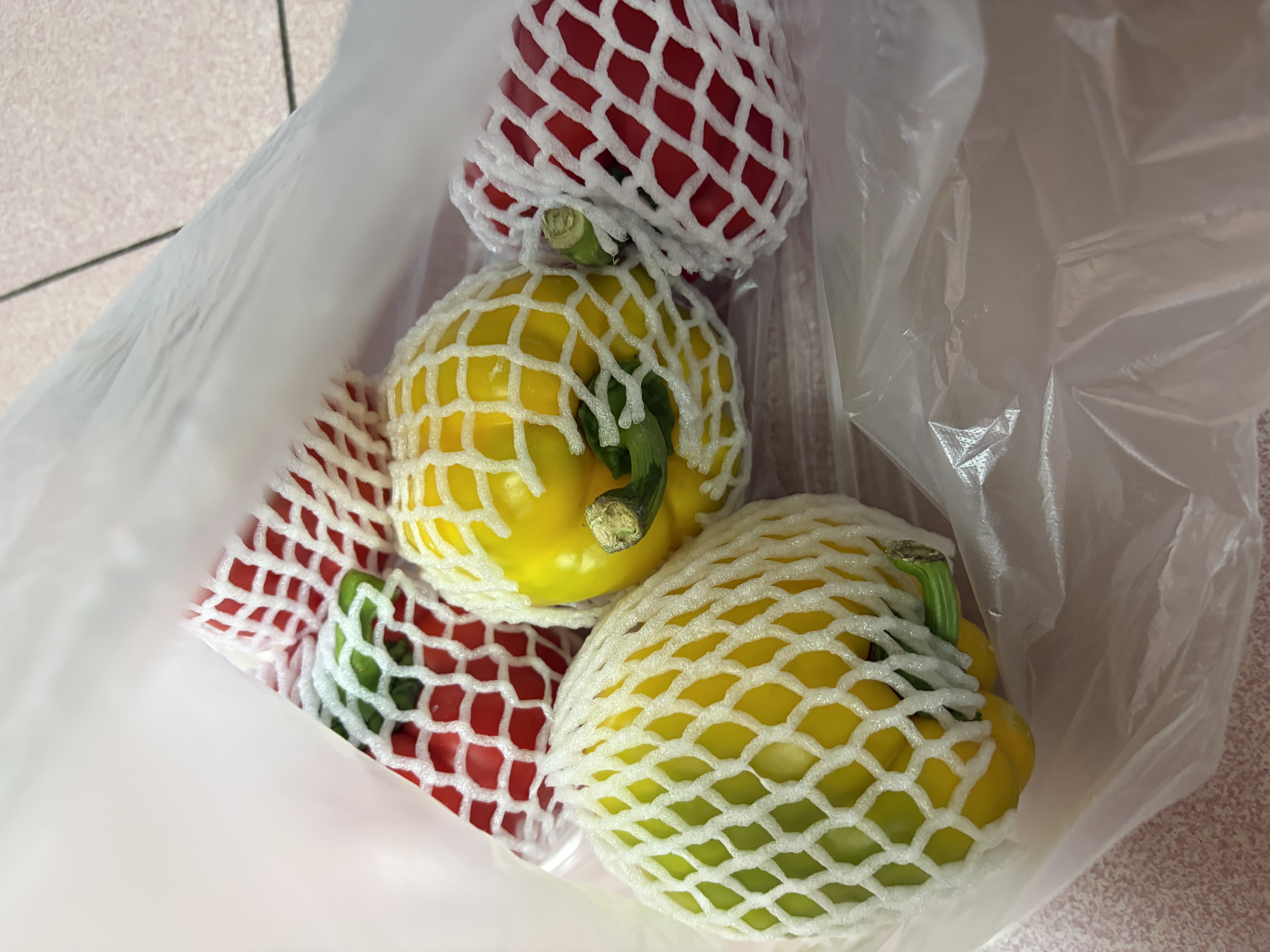 彩椒五彩甜椒水果圆椒不辣太空椒灯笼椒新鲜可即食减脂蔬菜 山东彩椒红+黄2斤净重1.8斤 实拍图