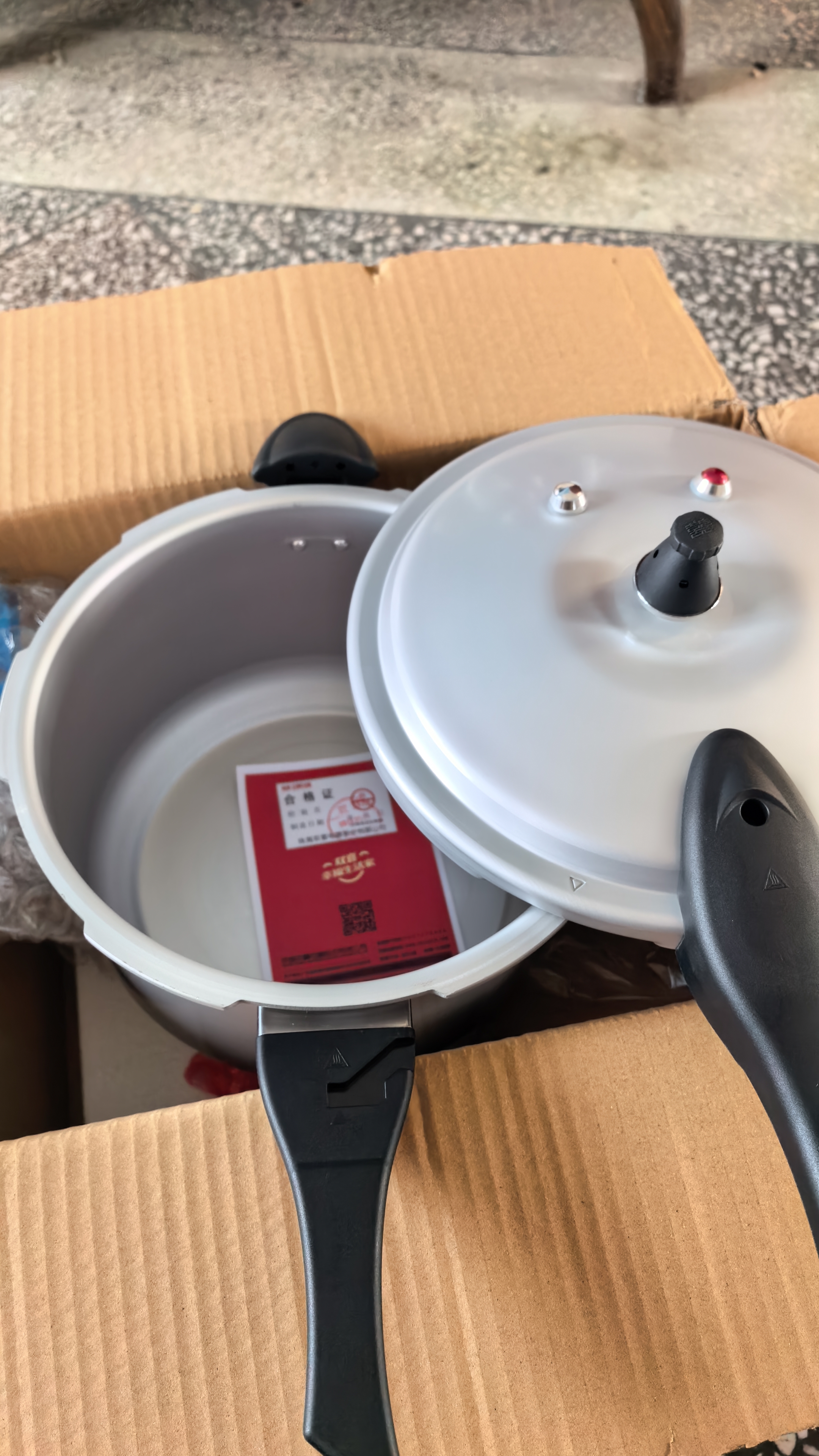 双喜高压锅燃气电磁炉通用铝家用直型压力锅防爆24CM/7.0L 实拍图