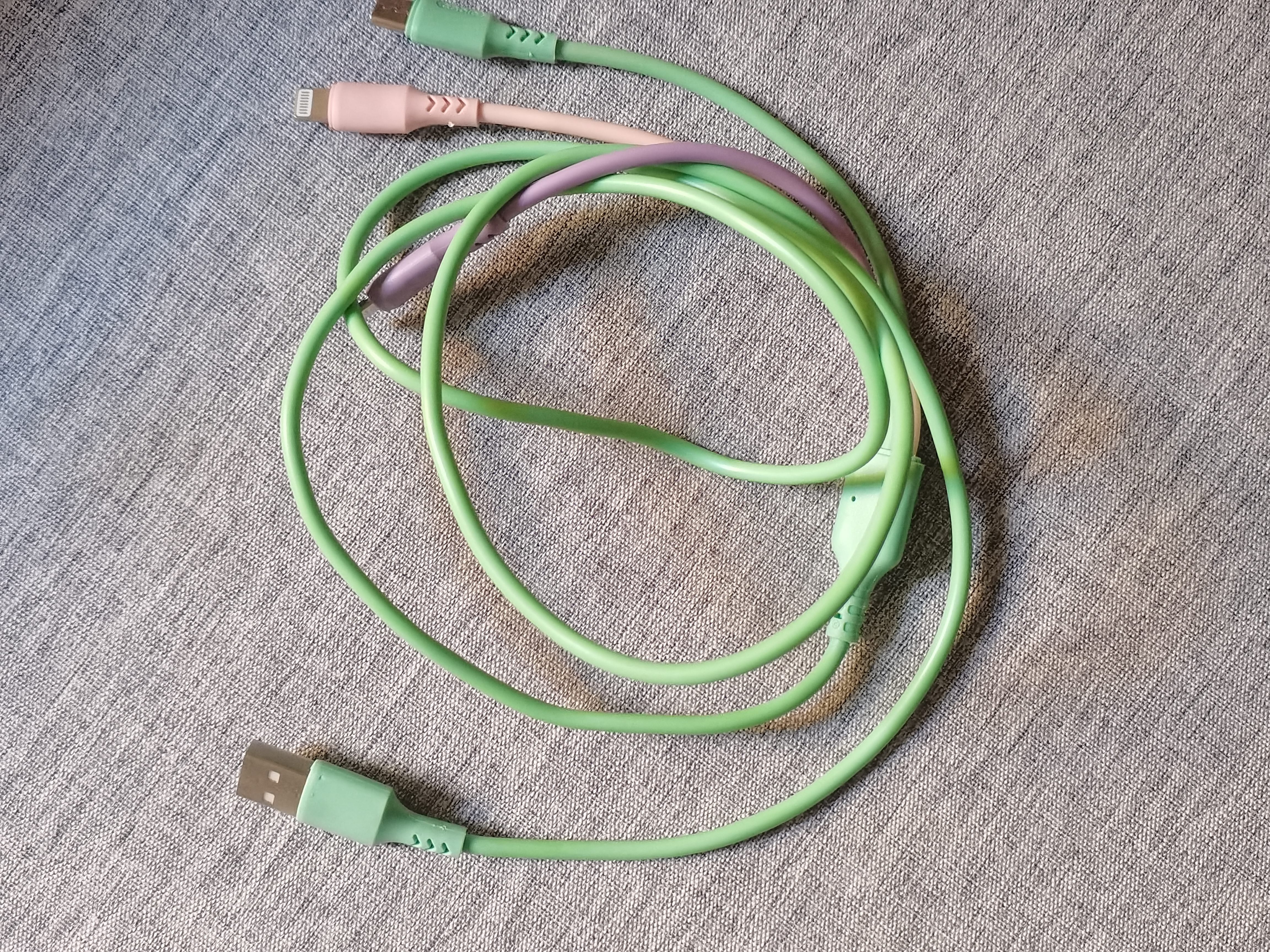 三合一数据线多功能手机快充电线一拖三适用苹果华为小米typec安卓通用闪充电线加长 1条装 三彩色【1米】 实拍图