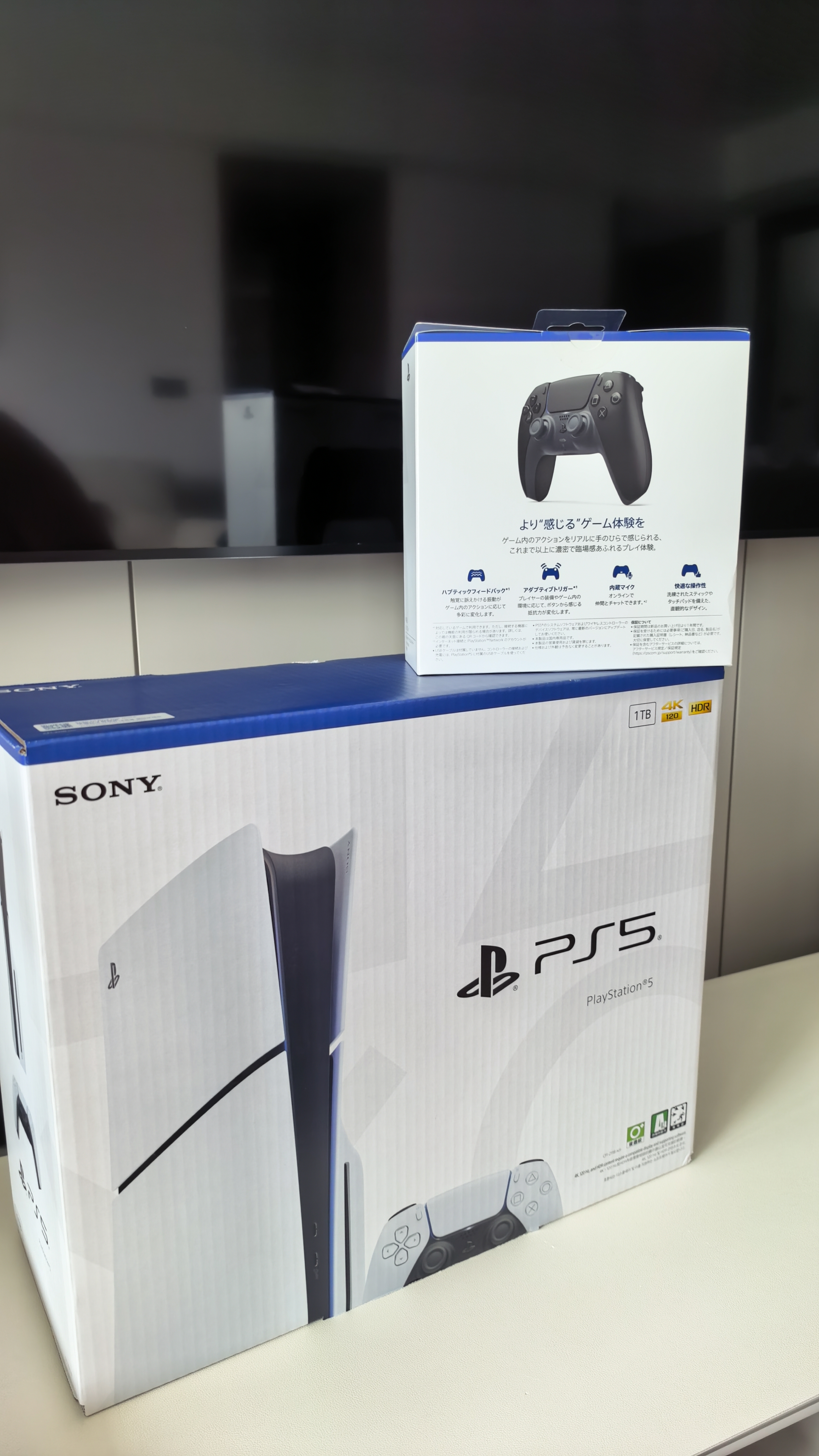 索尼（SONY）【国内保税仓】索尼ps5pro/slim轻薄版 家用游戏机主机港版/日版【 支持GTA6】 PS5原装手柄 黑色 官方标配 实拍图