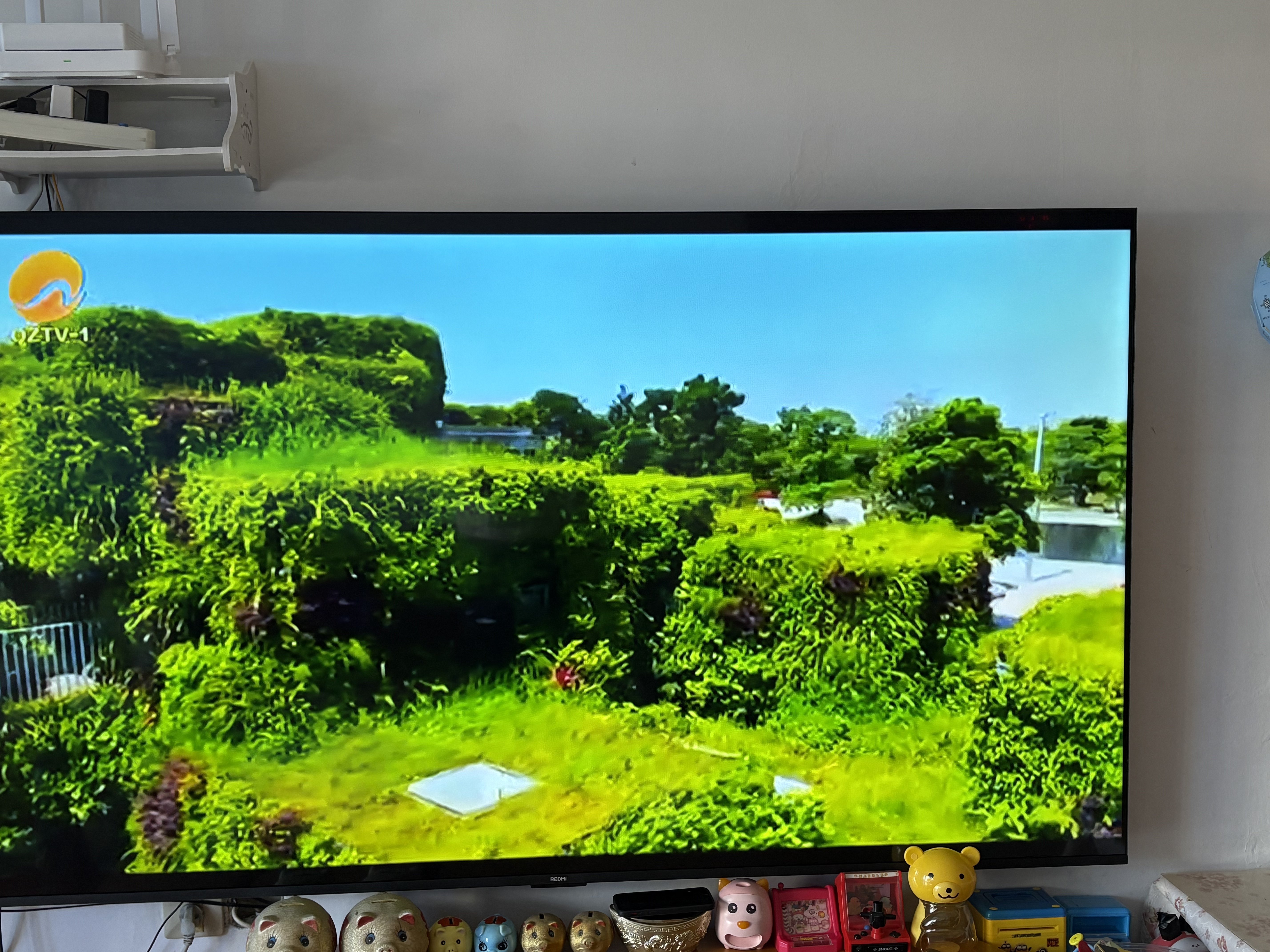 小米（MI）REDMI 智能电视 A75 75英寸 144Hz高刷 2+32GB L75MA-RAE 远场语音显示器 实拍图