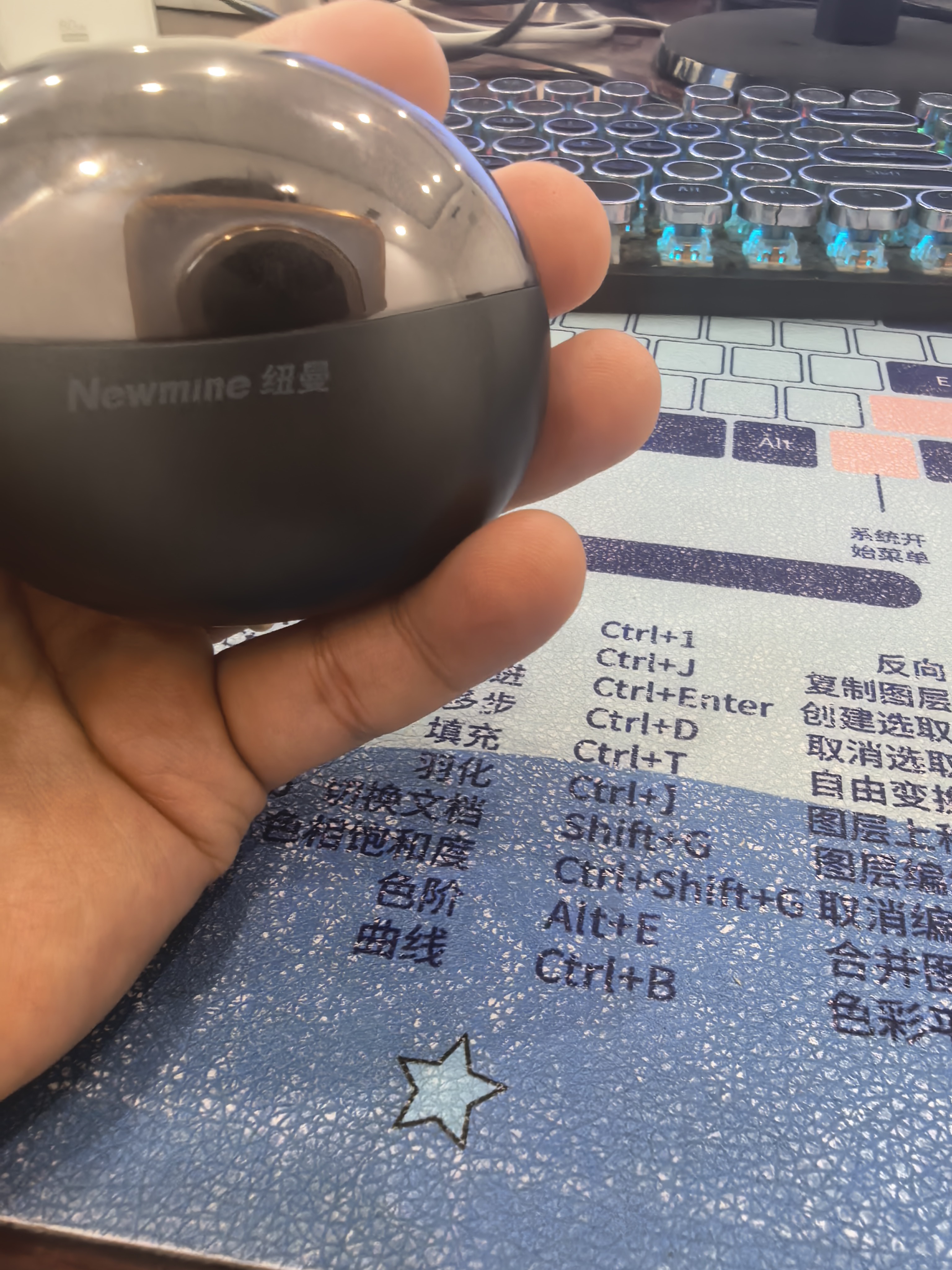 纽曼【2026年最新款丨AI翻译耳机】蓝牙耳机无线骨传导概念同声传译不入耳高音质不惧漏音长续航大电量 【黑色】HIFI金标音质丨无损解码丨AI翻译 空气感佩戴丨定向传音防漏音 实拍图