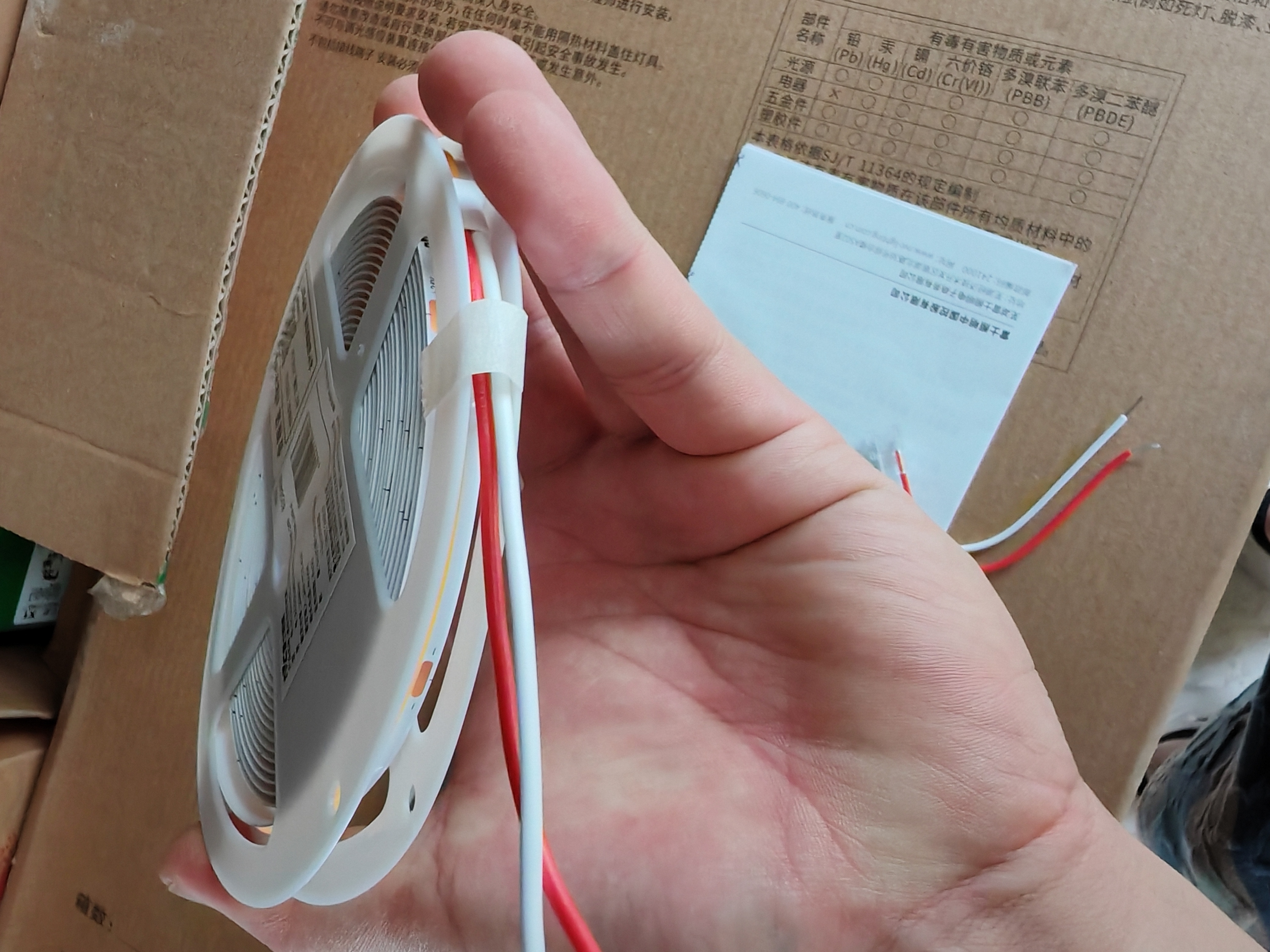 雷士（NVC）COB灯带24V低压无频闪5米装暖白-320灯珠/米-95显色-需购低压电源 实拍图