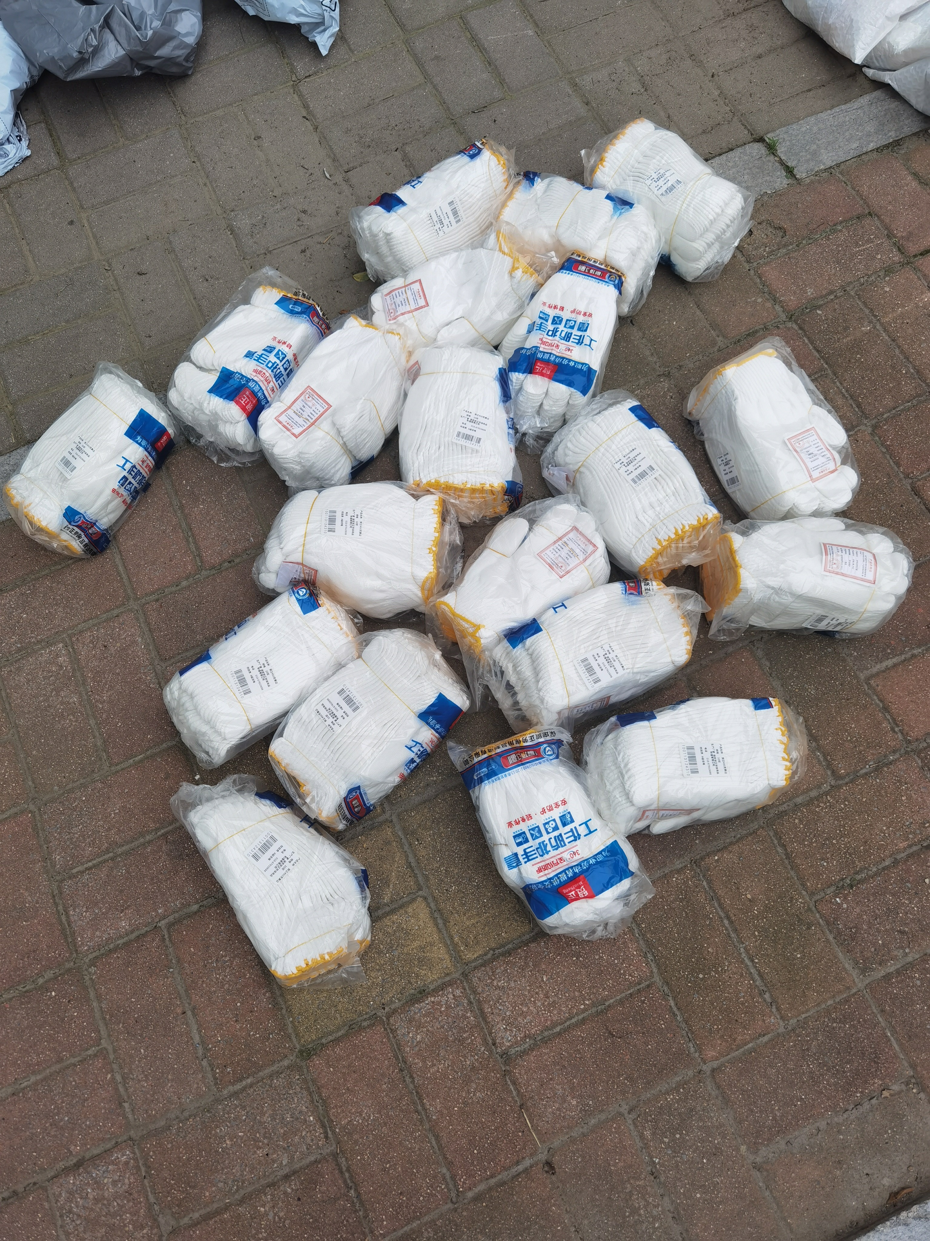 贸正白棉纱线手套100双 劳保加厚防滑耐磨工地工作搬运维修工业劳防用品 实拍图