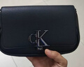 Calvin Klein休闲通勤单肩包礼物链条包包金属字母旋扣翻盖CK女包斜挎马鞍包 实拍图