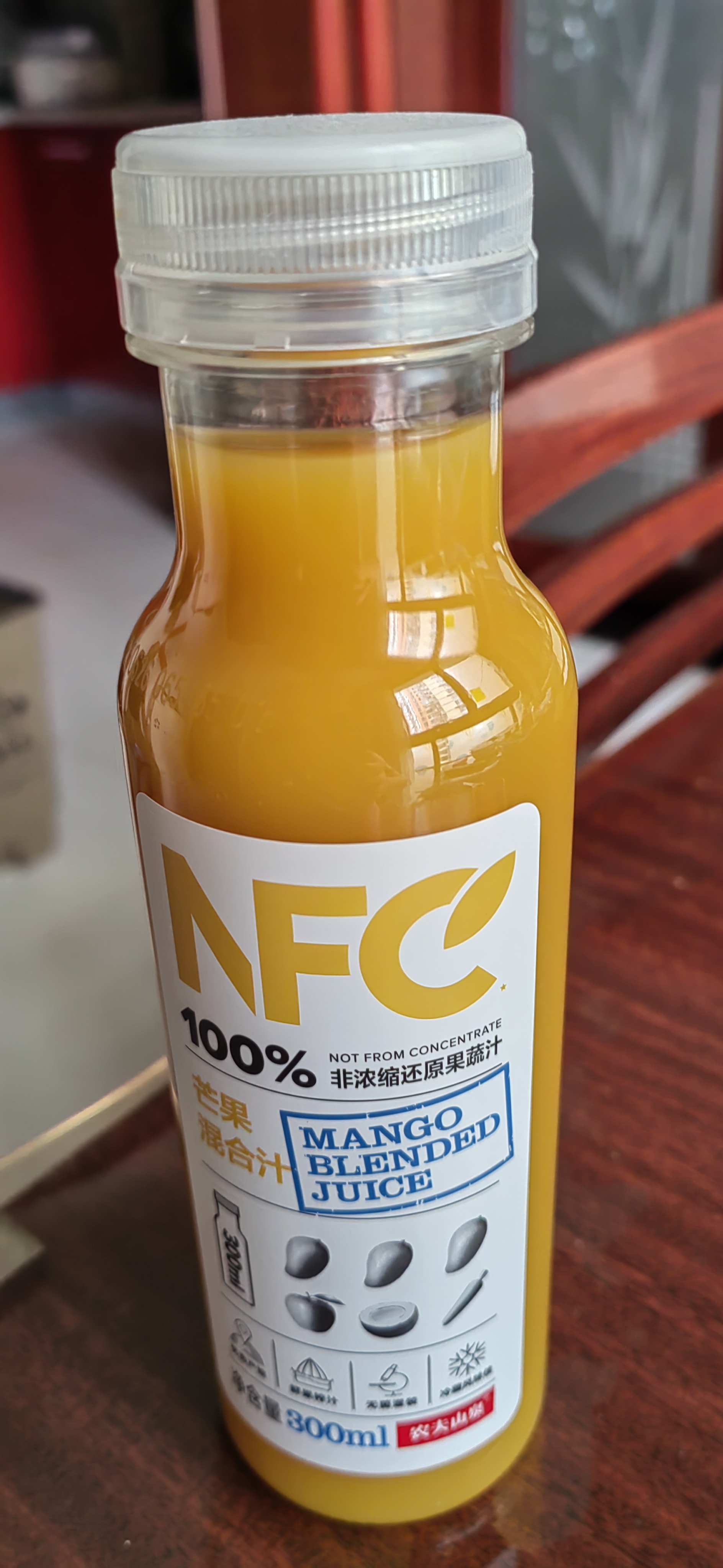 农夫山泉100%纯果汁NFC芒果混合汁300ml*10瓶 整箱饮料礼盒 实拍图