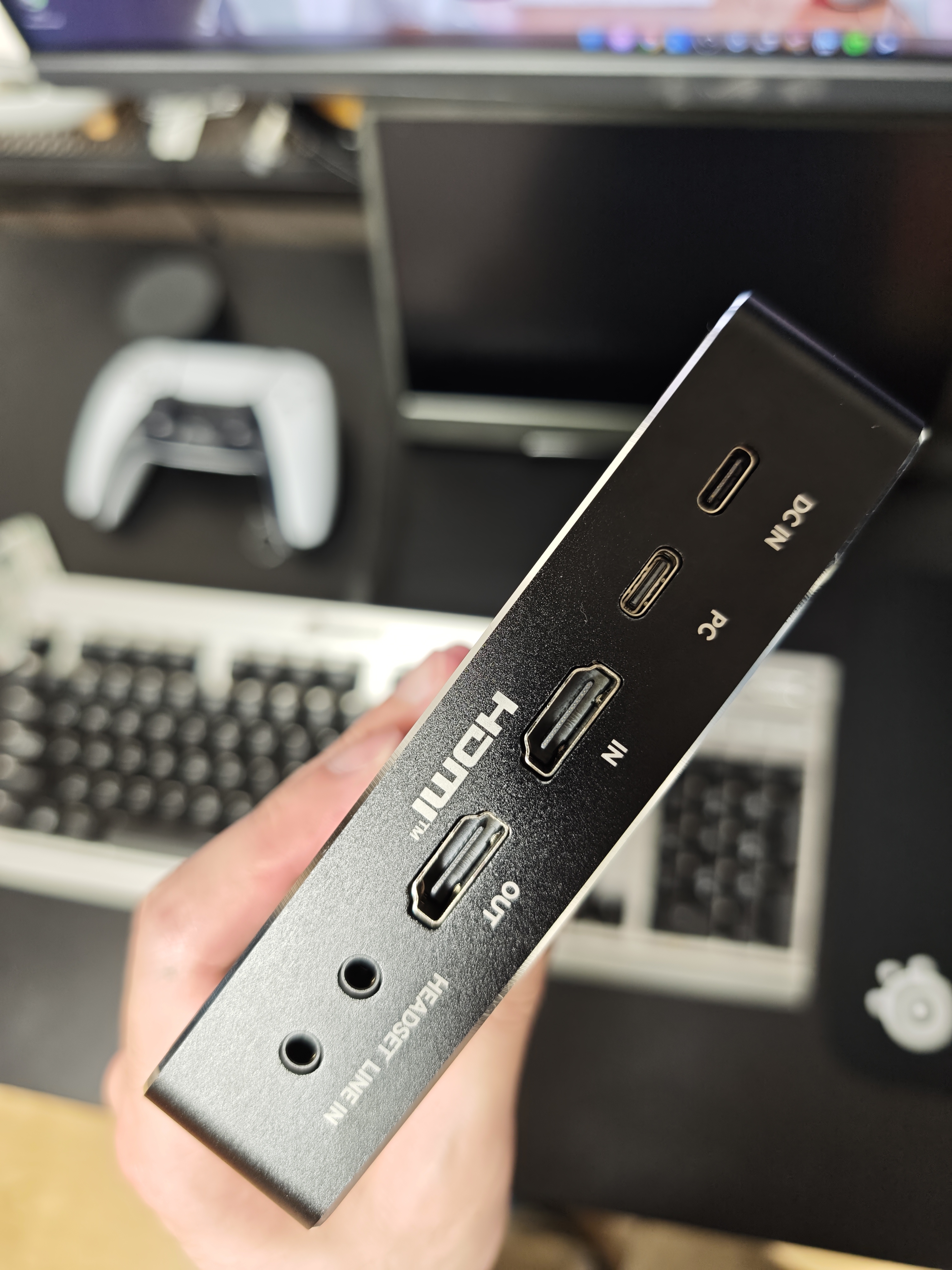 贝尔金（BELKIN）雷电拓展投屏 USB4全功能数据线 2米兼容雷电3传输4K@60Hz Type-C线 240W快充 20Gbps 实拍图