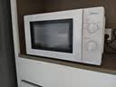 美的（Midea）快捷微波炉 家用小型 360°转盘加热 旋钮操控 易洁内胆2026新款（M1-L213B二代） 实拍图