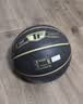 斯伯丁（SPALDING）TF黑金传奇篮球7号室内外通用 耐磨PU吸湿防滑实战训练 77-167Y 实拍图