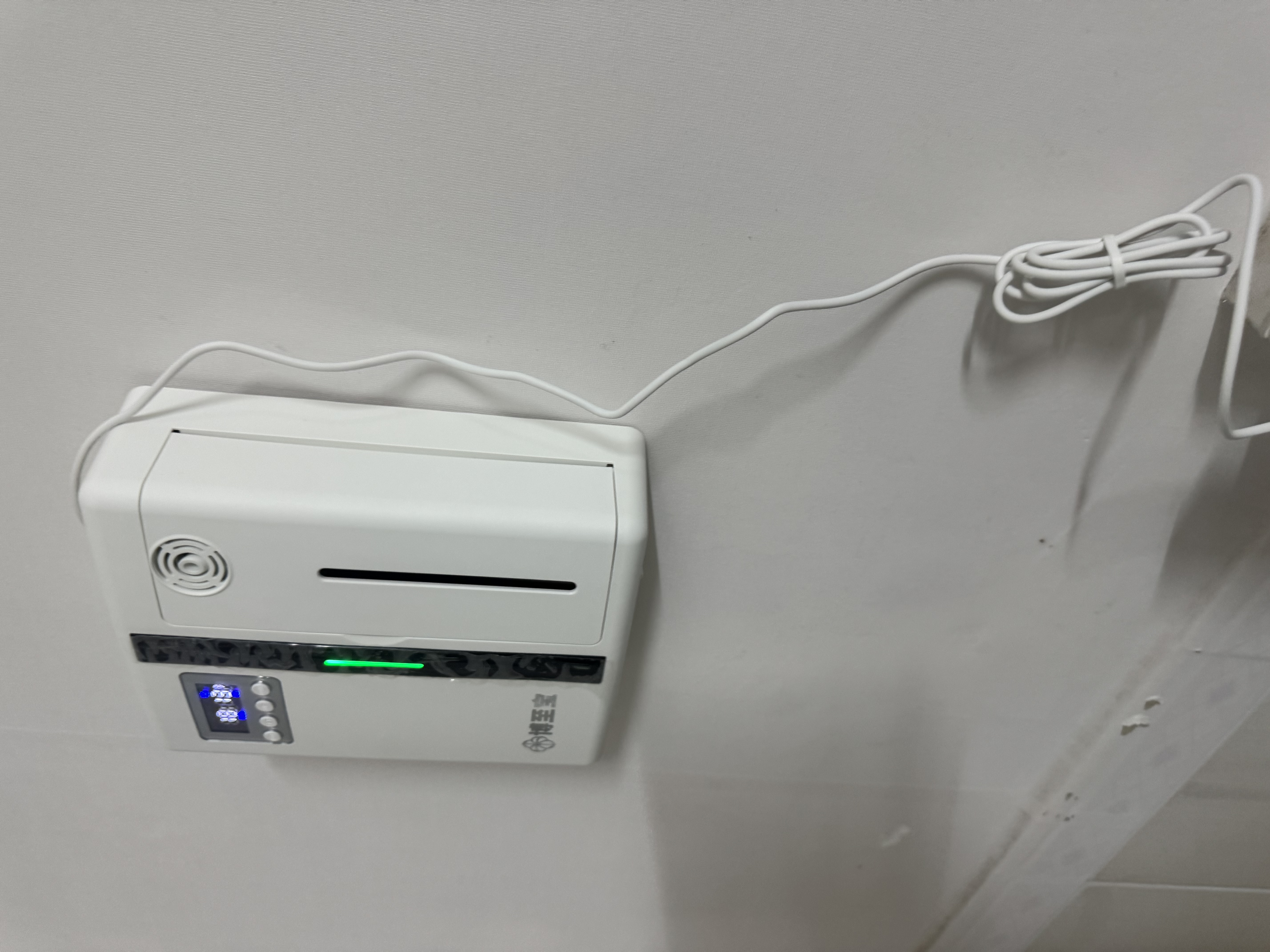 博至宝（BOZBLS）香薰机酒店自动喷香机五星级大堂扩香机卫生间家用厕所精油香氛机 白色插电款香薰机+1瓶精油【可选香味】 实拍图