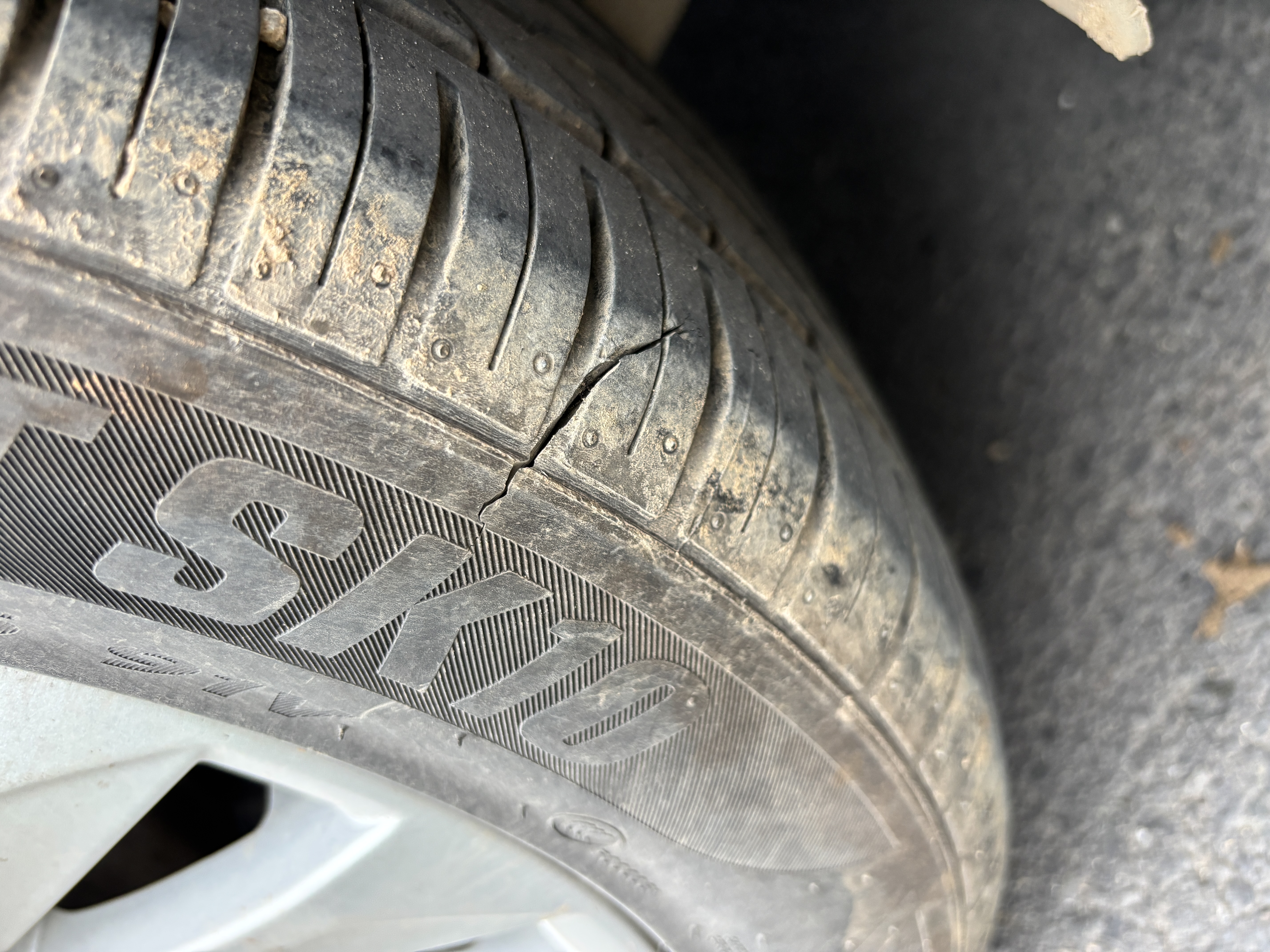 韩泰（Hankook）汽车轮胎 205/55R16 91V SK10 适配朗逸/速腾/高尔夫/朗动/威朗 实拍图