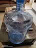 拜杰水桶手提式纯净水桶户外塑料茶水桶饮水桶矿泉水大桶储水桶大容量 19L 【加厚PC全新料】+1个备用盖 实拍图