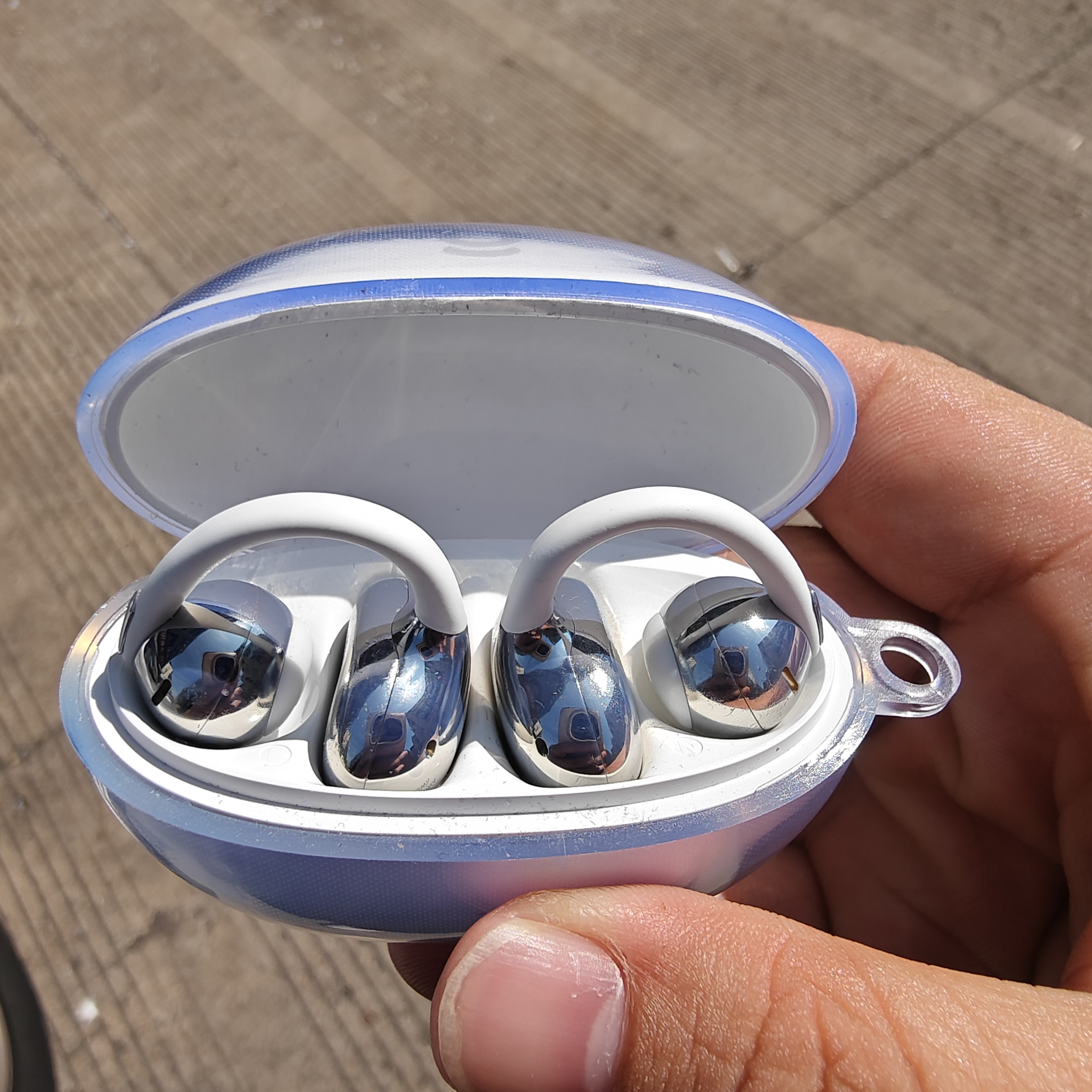 倍思【新品丨耳夹TOP1】MC2 S 舒适耳夹式蓝牙耳机开放式不入耳AI翻译运动通话降噪长续航2026最新款 实拍图