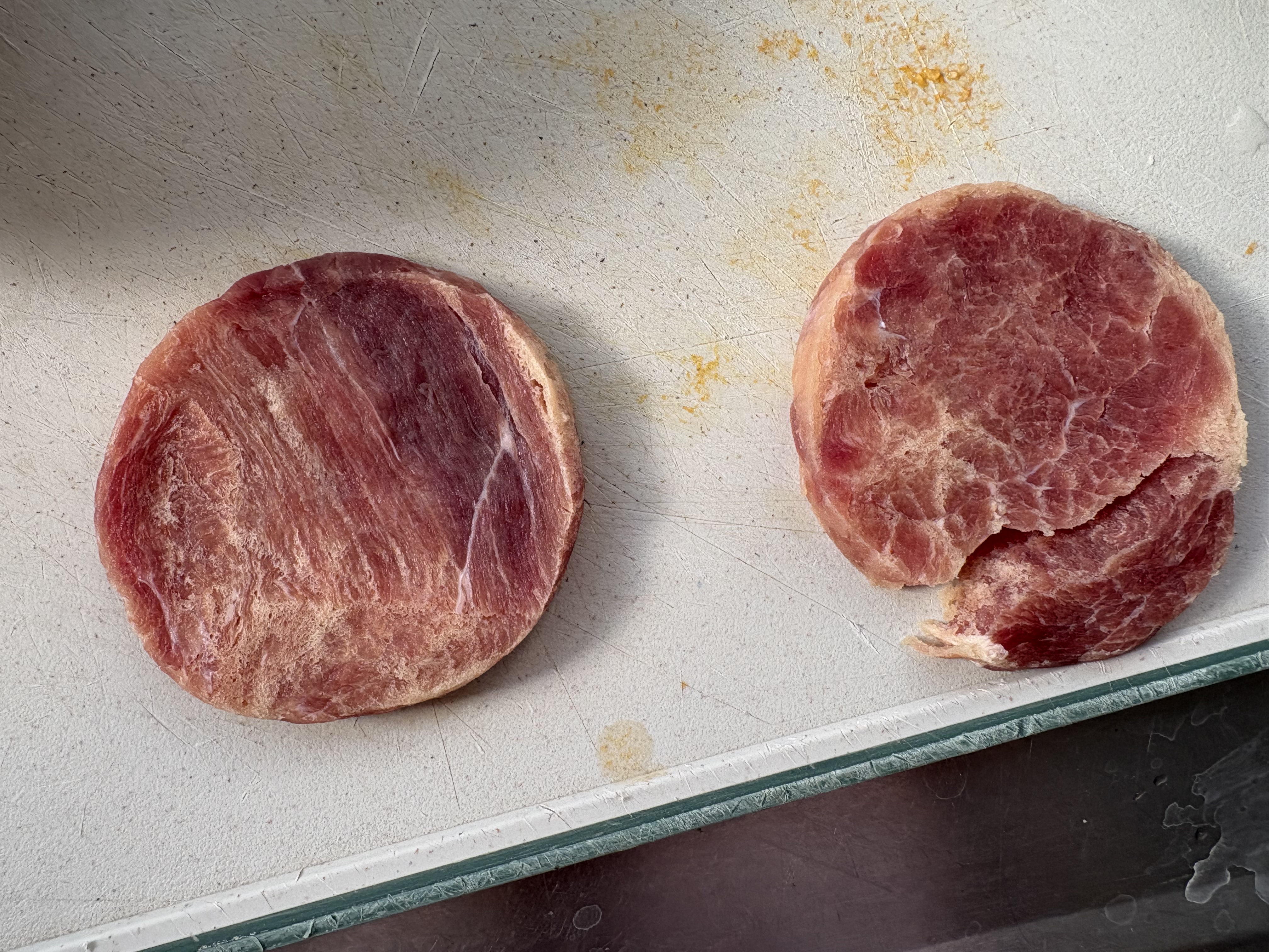 小牛凯西官方儿童牛排进口整切草饲厚切牛肉生鲜黑椒眼肉西冷家庭菲力牛扒 菲力牛排650g10片+250g烤肠*1（10根）+1意面 实拍图